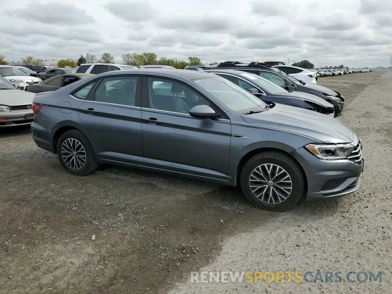 4 fotografías del automóvil dañado 3VWEB7BU1KM133503 VOLKSWAGEN JETTA 2019