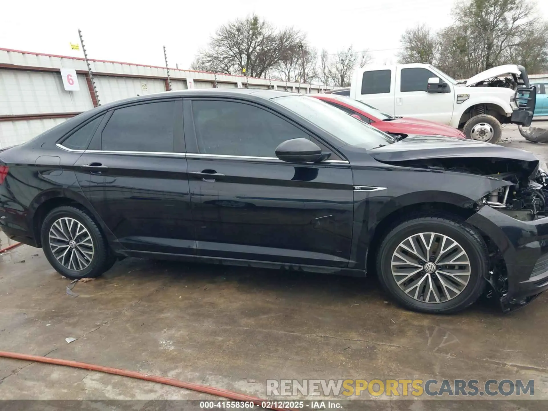 13 fotografías del automóvil dañado 3VWEB7BU5KM247164 VOLKSWAGEN JETTA 2019