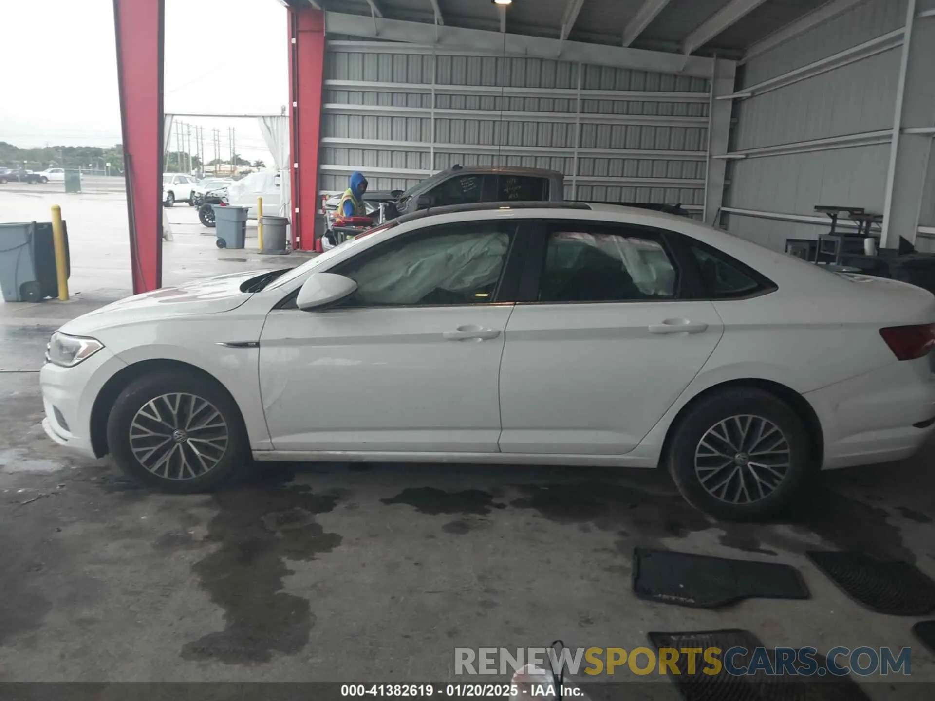 13 fotografías del automóvil dañado 3VWEB7BU9KM166586 VOLKSWAGEN JETTA 2019