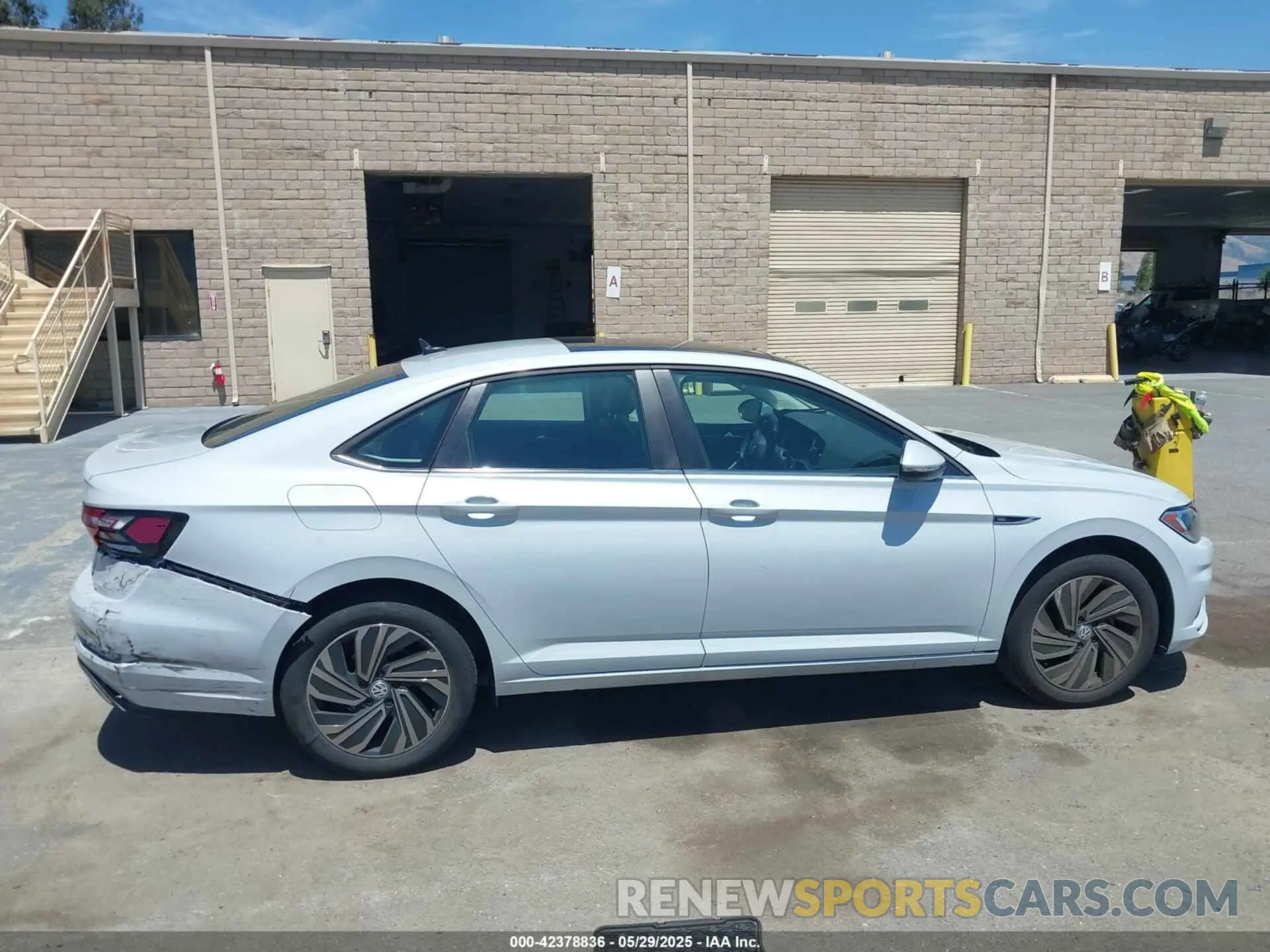13 fotografías del automóvil dañado 3VWG57BU8KM040476 VOLKSWAGEN JETTA 2019