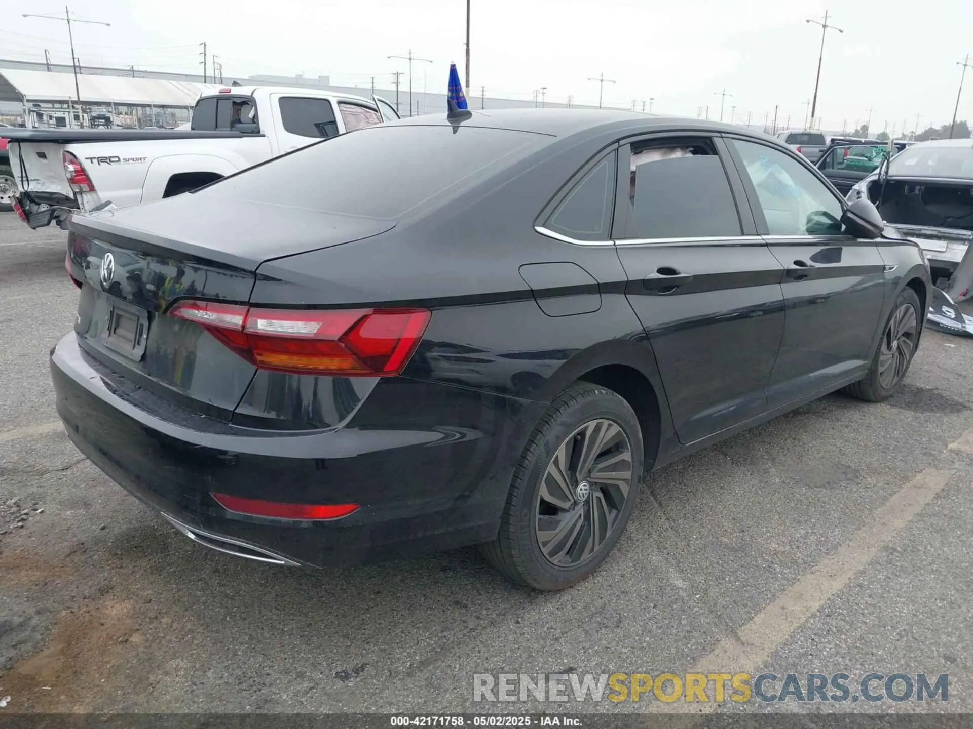 4 fotografías del automóvil dañado 3VWG57BU8KM087653 VOLKSWAGEN JETTA 2019