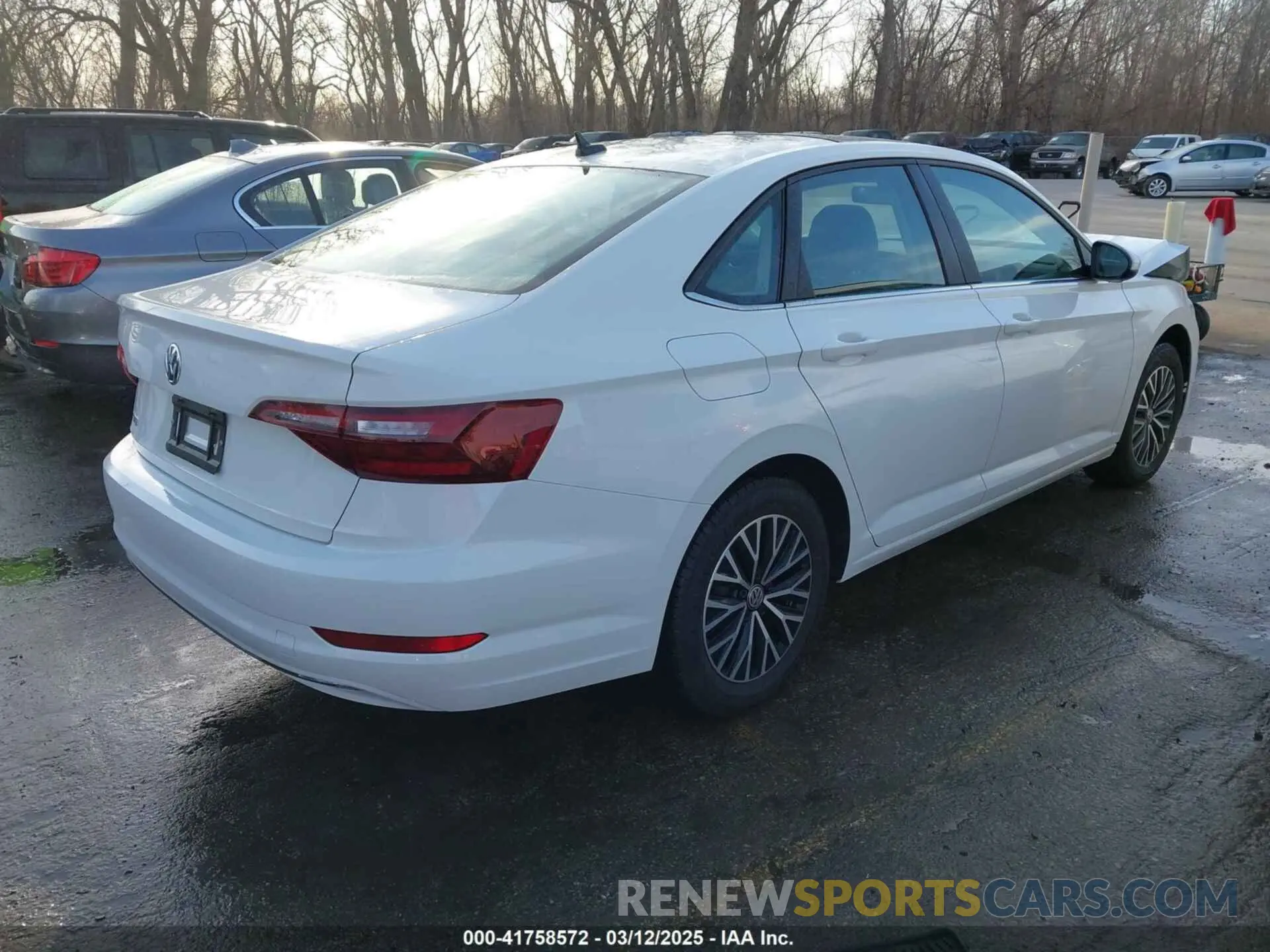 4 fotografías del automóvil dañado 3VWC57BU1LM104373 VOLKSWAGEN JETTA 2020