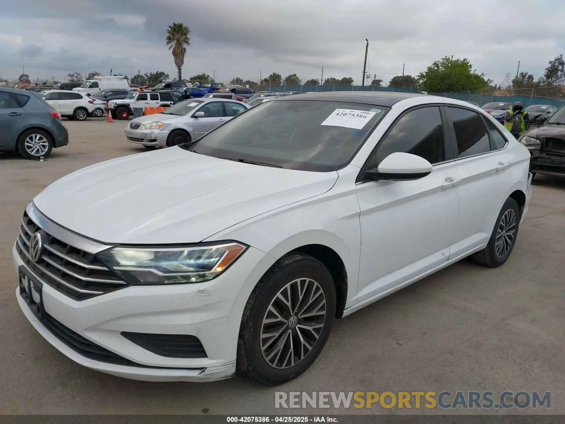 2 fotografías del automóvil dañado 3VWC57BU6LM101081 VOLKSWAGEN JETTA 2020