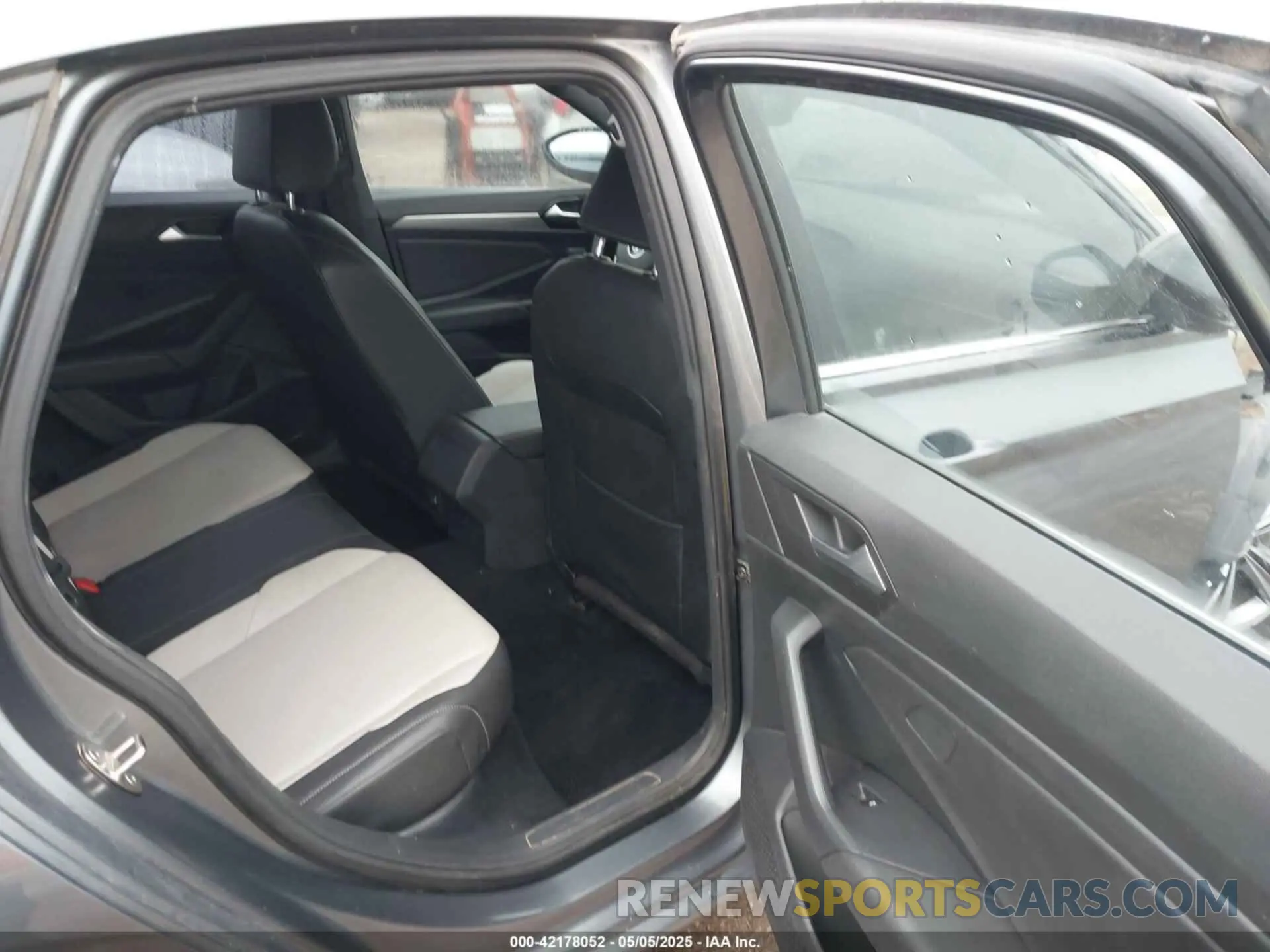 8 fotografías del automóvil dañado 3VWCB7BU0LM051450 VOLKSWAGEN JETTA 2020