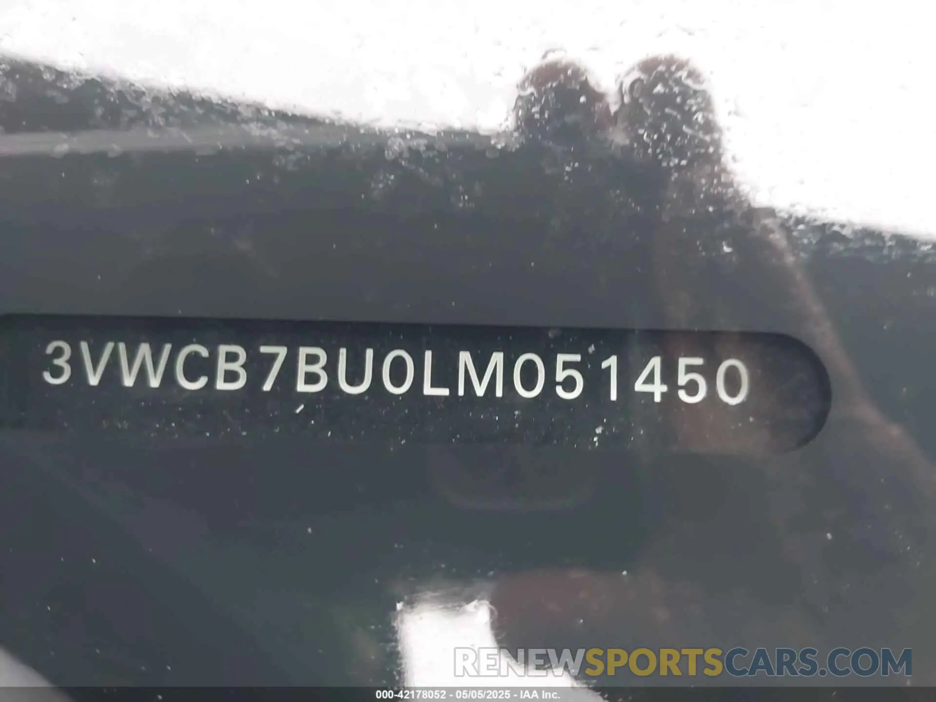 9 fotografías del automóvil dañado 3VWCB7BU0LM051450 VOLKSWAGEN JETTA 2020