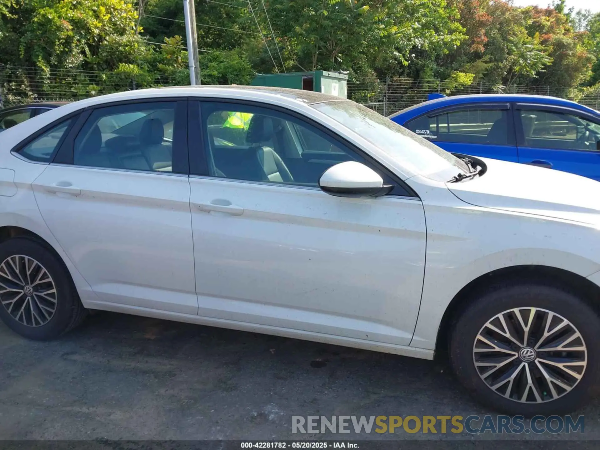 13 fotografías del automóvil dañado 3VWCB7BU1LM015945 VOLKSWAGEN JETTA 2020