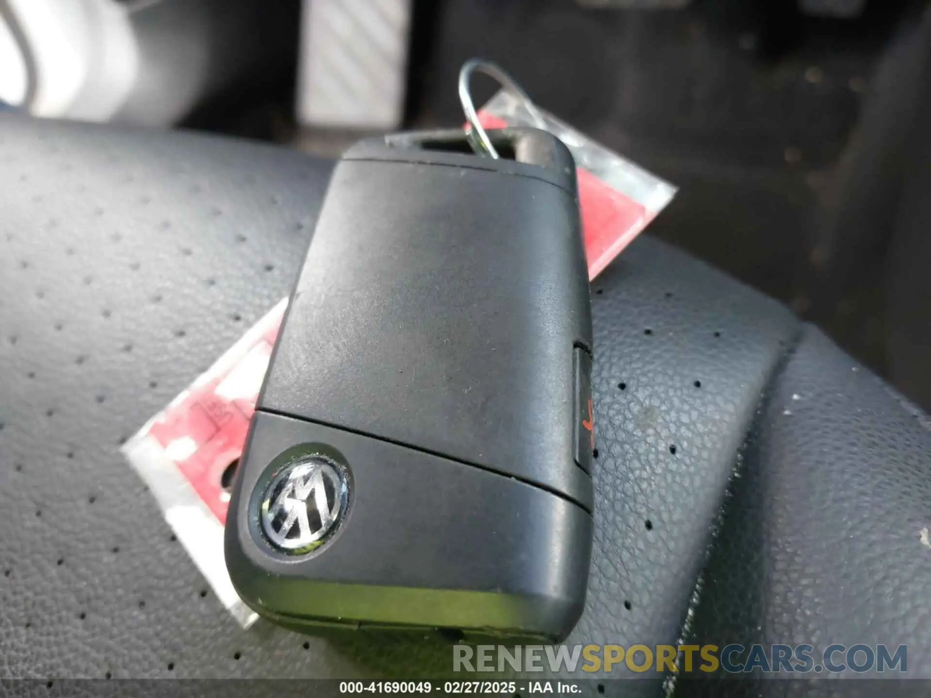 11 fotografías del automóvil dañado 3VWCB7BU1LM066054 VOLKSWAGEN JETTA 2020