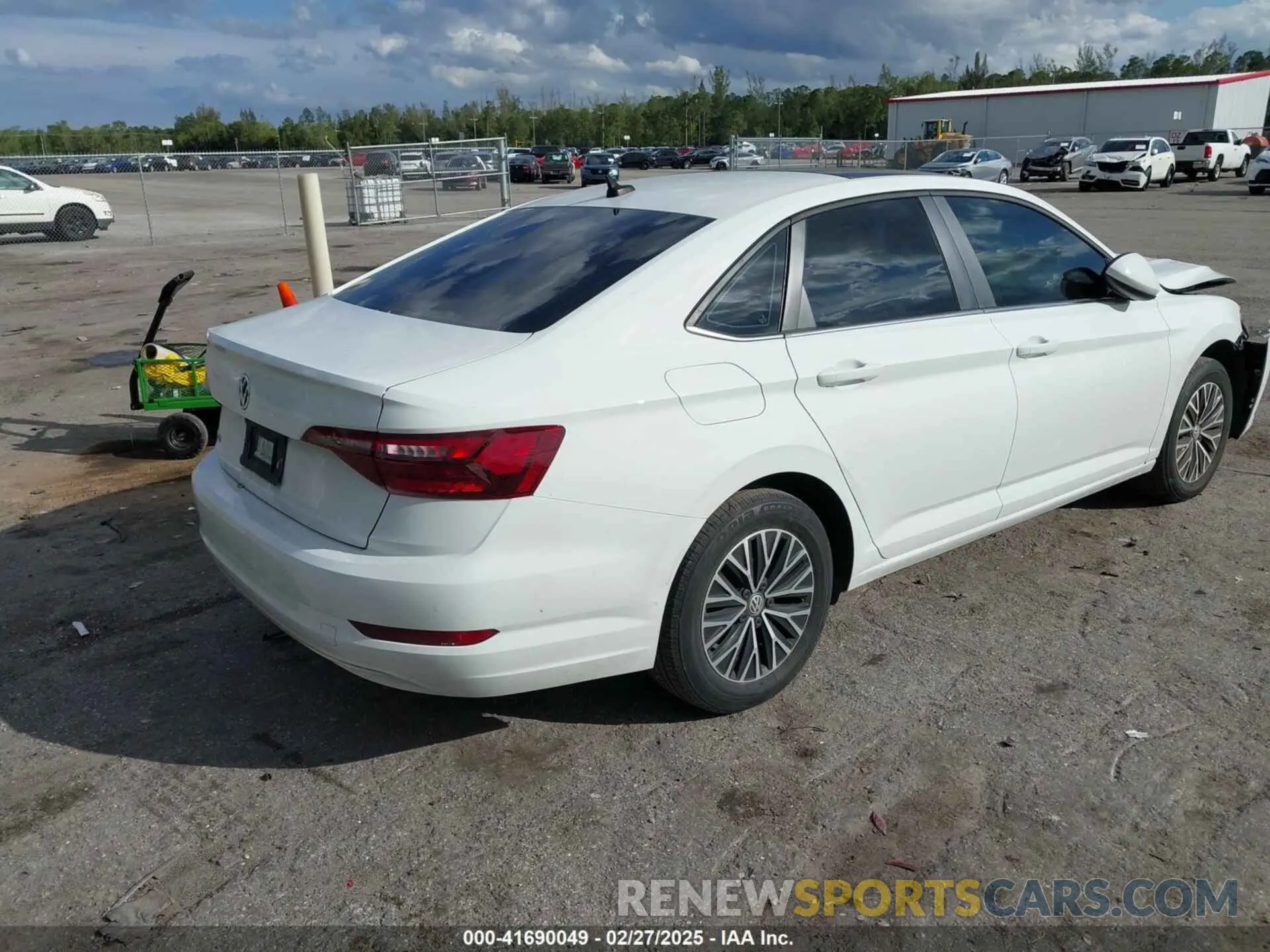 4 fotografías del automóvil dañado 3VWCB7BU1LM066054 VOLKSWAGEN JETTA 2020