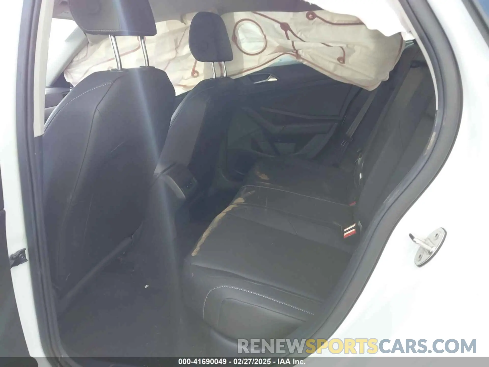 8 fotografías del automóvil dañado 3VWCB7BU1LM066054 VOLKSWAGEN JETTA 2020