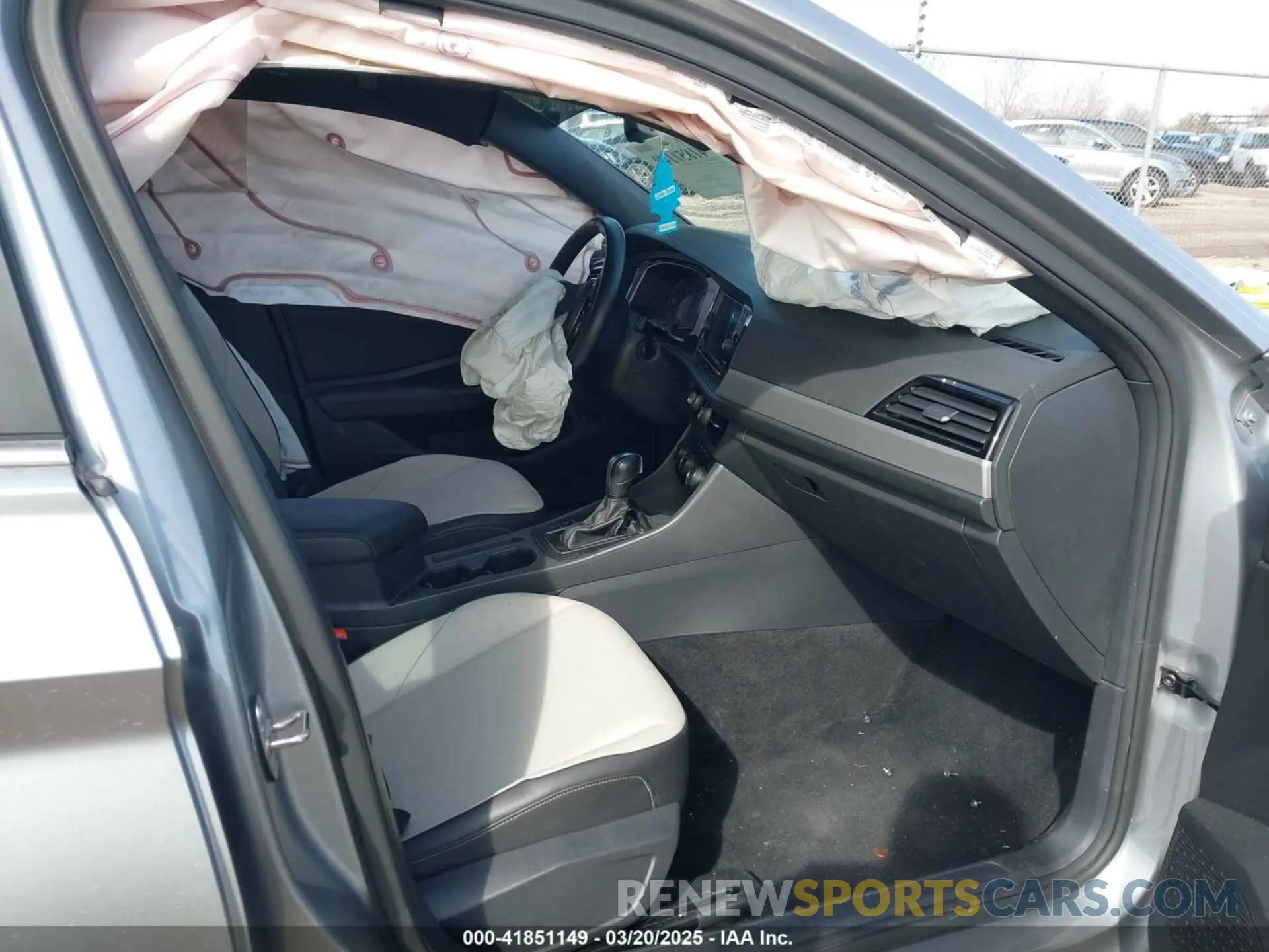 5 fotografías del automóvil dañado 3VWCB7BU2LM031412 VOLKSWAGEN JETTA 2020