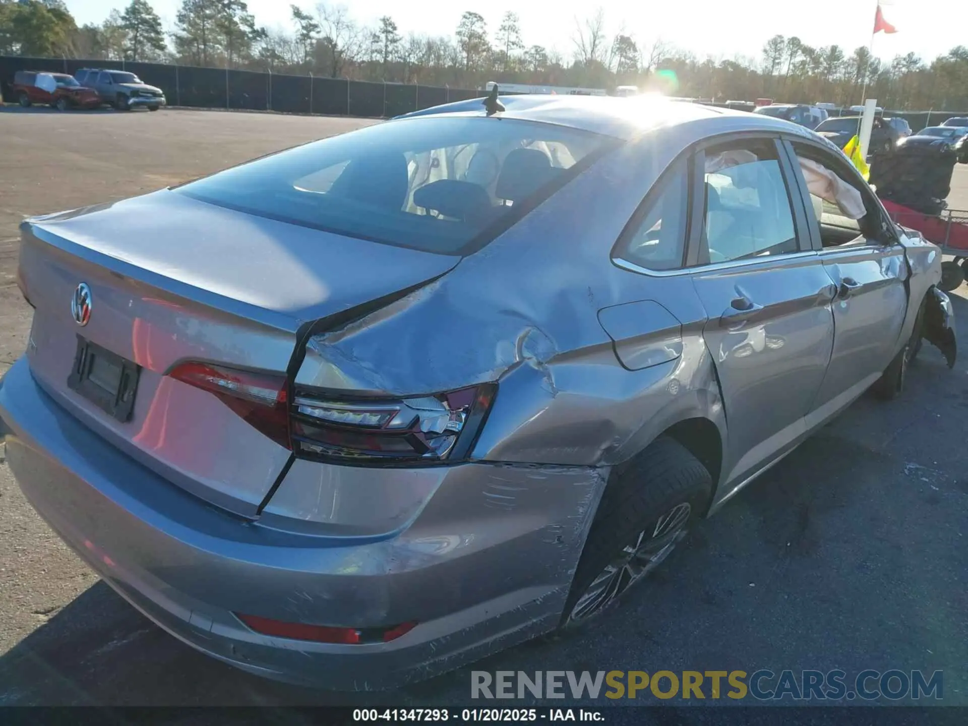 14 fotografías del automóvil dañado 3VWCB7BU2LM037937 VOLKSWAGEN JETTA 2020