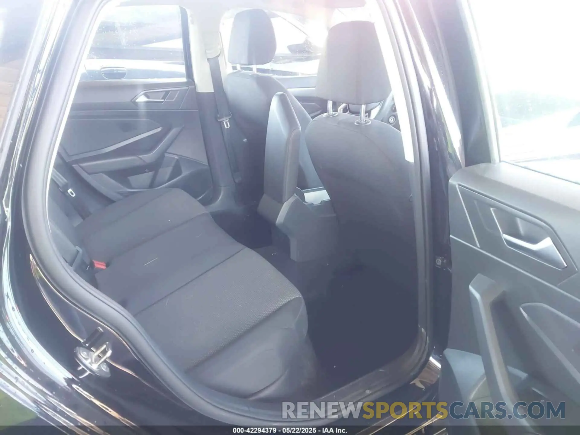 8 fotografías del automóvil dañado 3VWCB7BU2LM076706 VOLKSWAGEN JETTA 2020