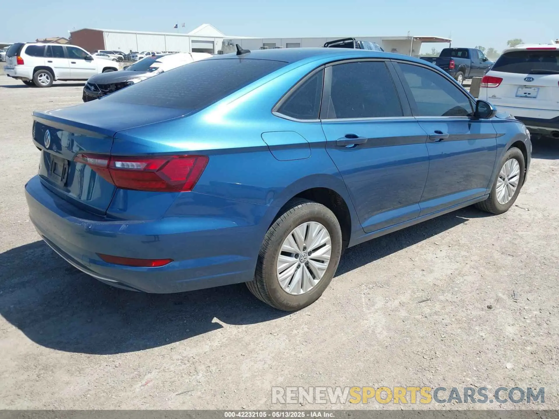 4 fotografías del automóvil dañado 3VWCB7BU2LM076835 VOLKSWAGEN JETTA 2020