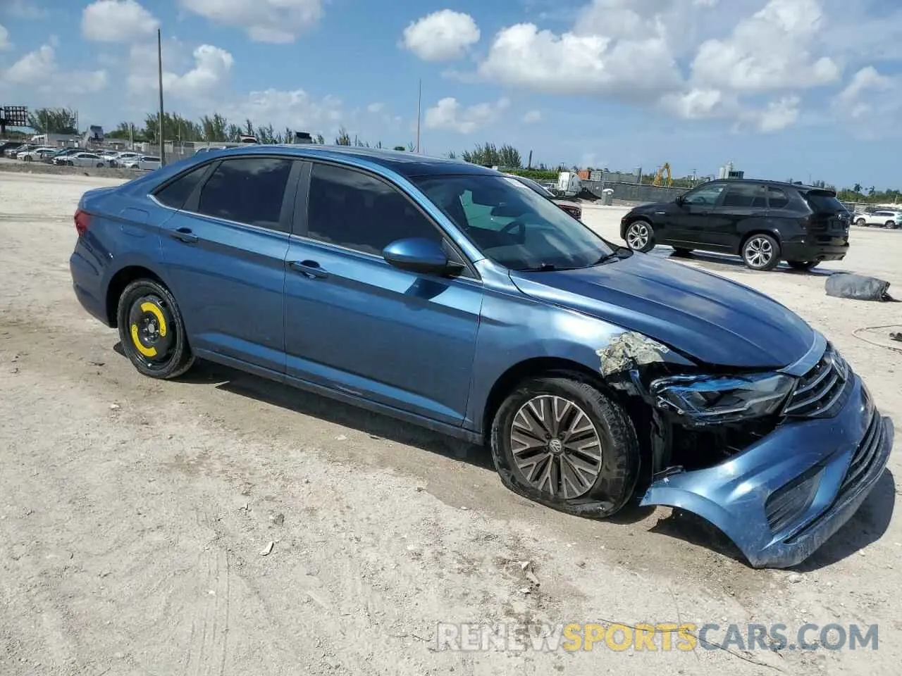 4 fotografías del automóvil dañado 3VWCB7BU4LM030441 VOLKSWAGEN JETTA 2020