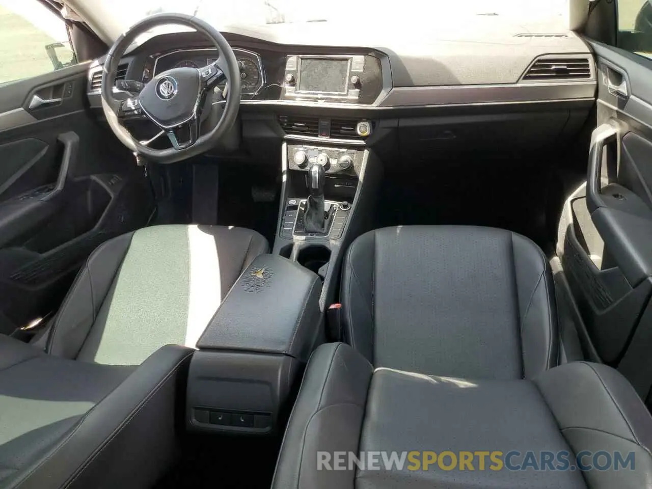 8 fotografías del automóvil dañado 3VWCB7BU4LM030441 VOLKSWAGEN JETTA 2020