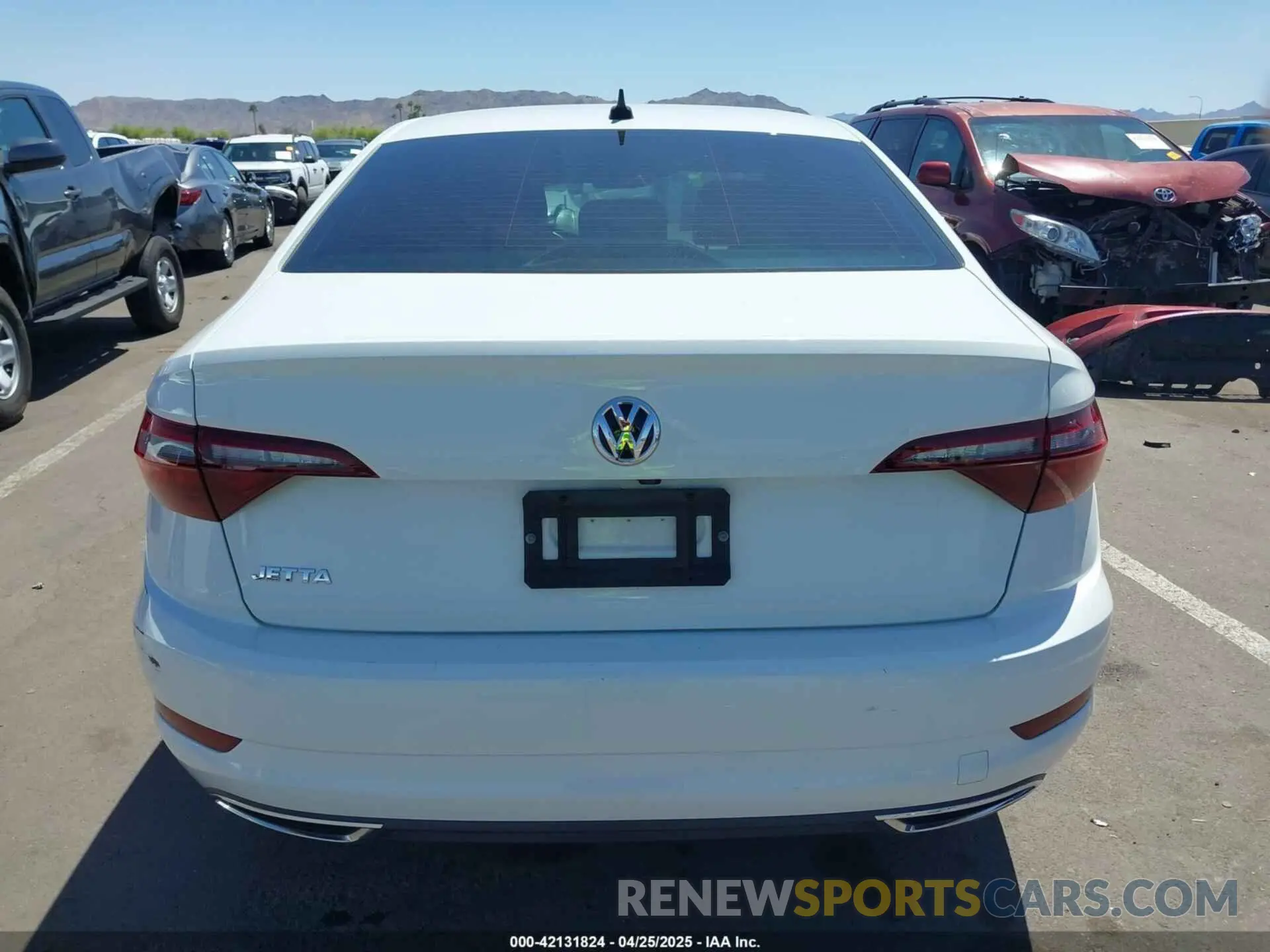 17 fotografías del automóvil dañado 3VWCB7BU4LM059258 VOLKSWAGEN JETTA 2020