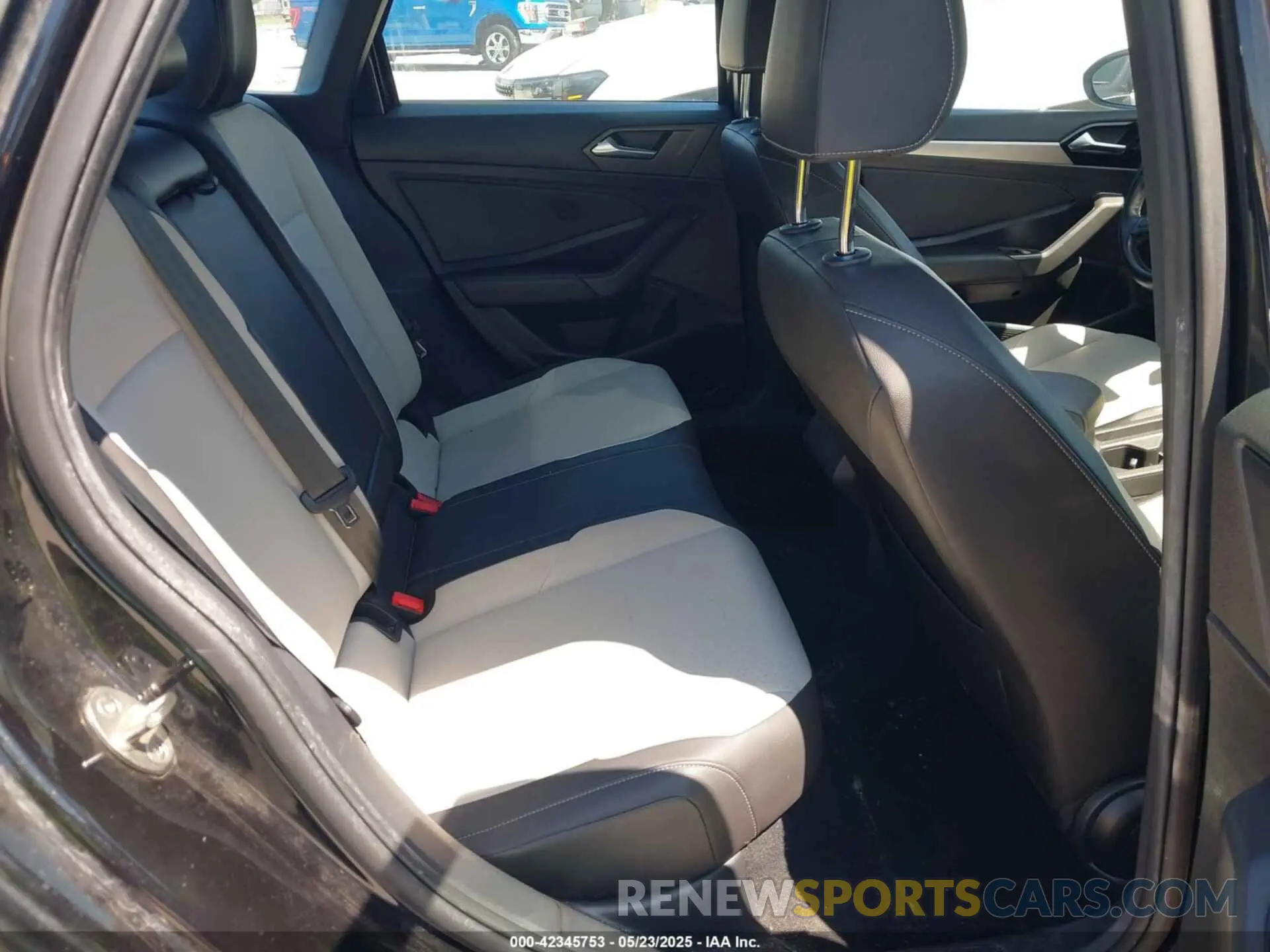8 fotografías del automóvil dañado 3VWCB7BU4LM073158 VOLKSWAGEN JETTA 2020