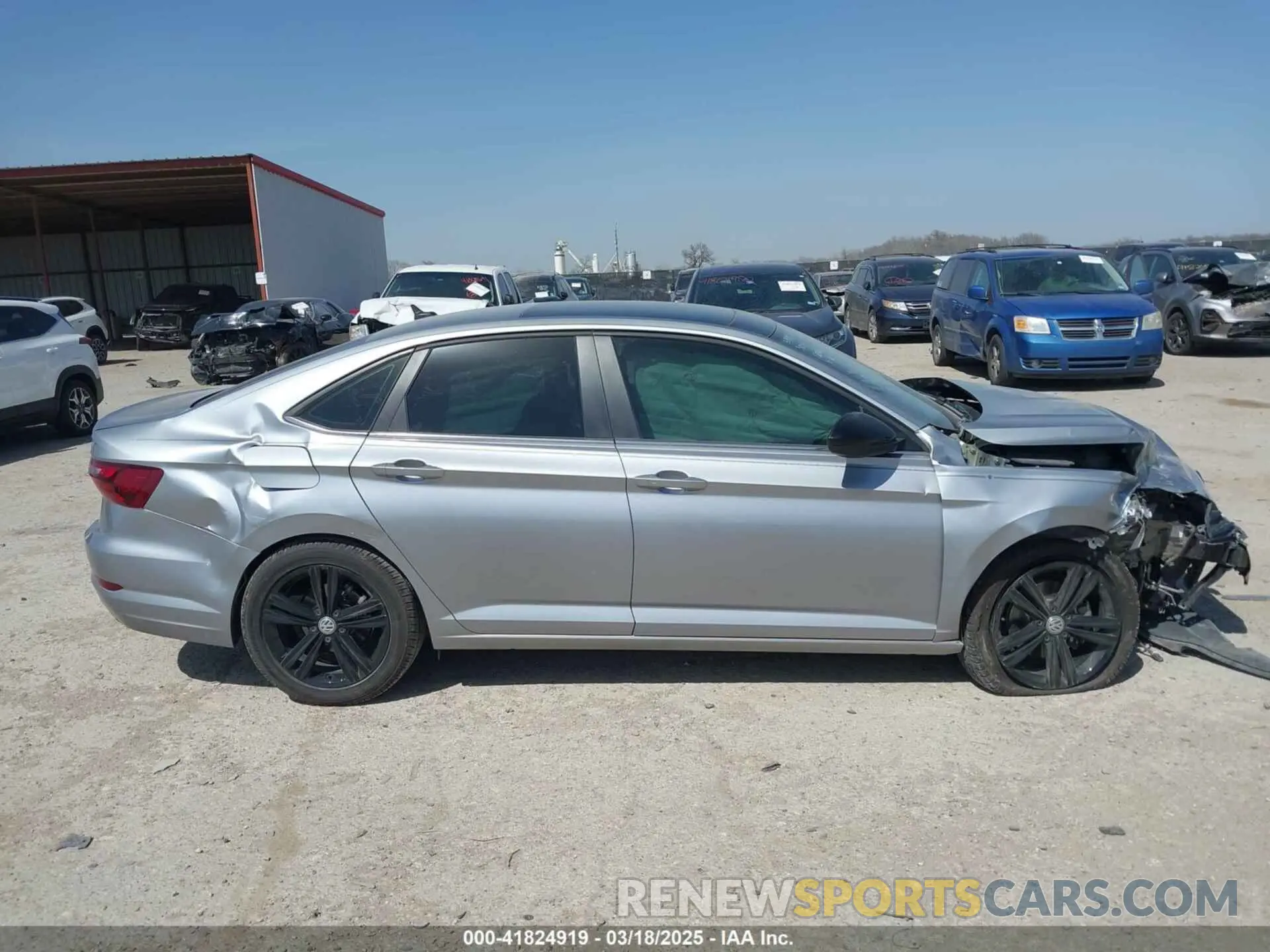 13 fotografías del automóvil dañado 3VWCB7BU5LM014734 VOLKSWAGEN JETTA 2020