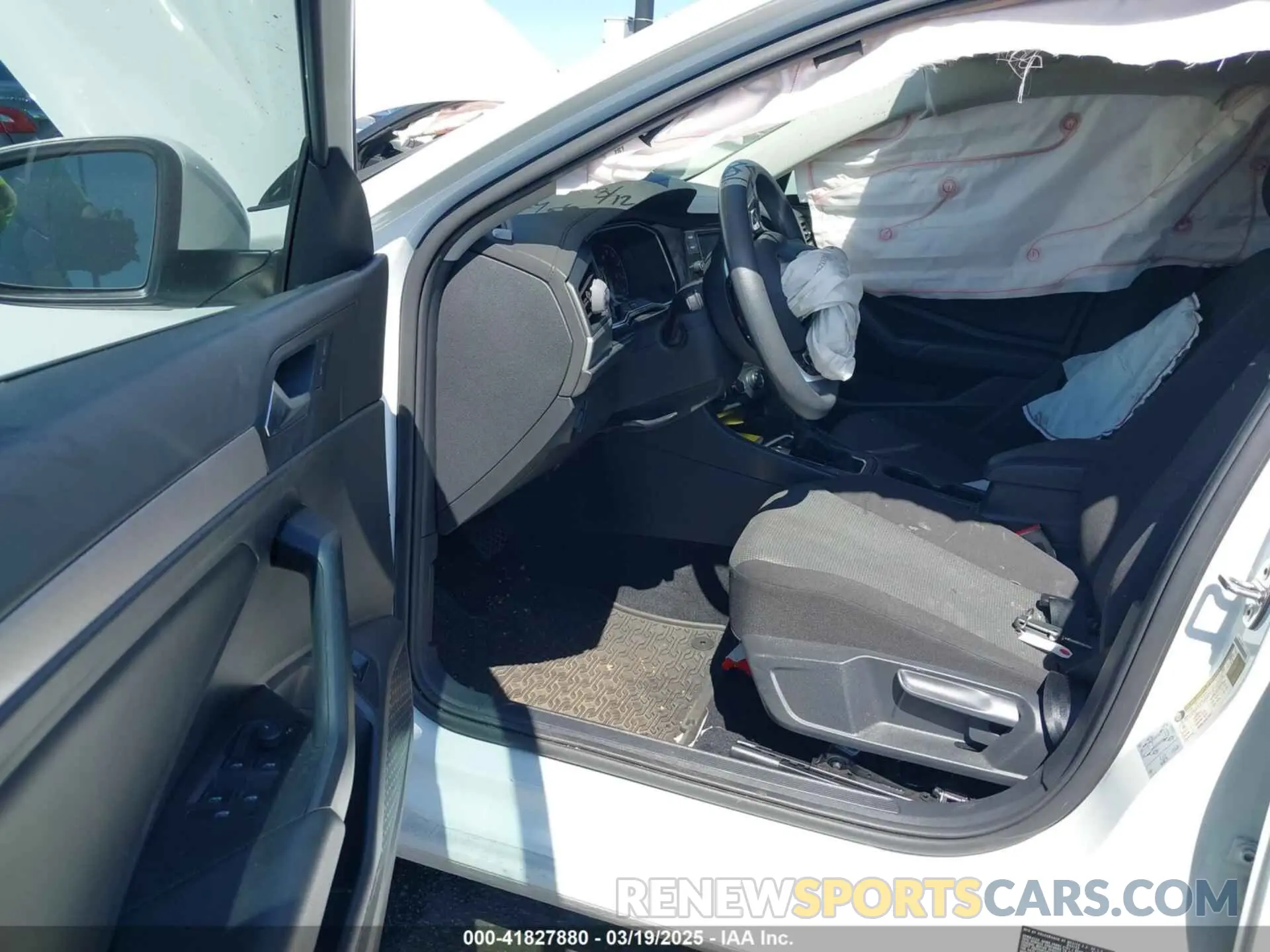 5 fotografías del automóvil dañado 3VWCB7BU5LM042484 VOLKSWAGEN JETTA 2020