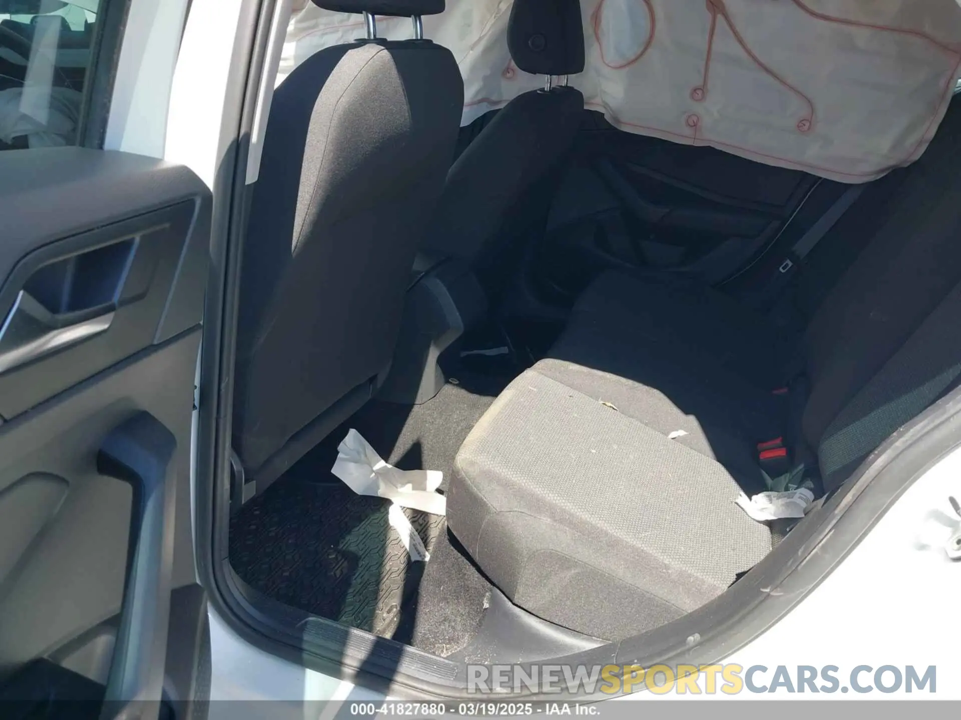 8 fotografías del automóvil dañado 3VWCB7BU5LM042484 VOLKSWAGEN JETTA 2020