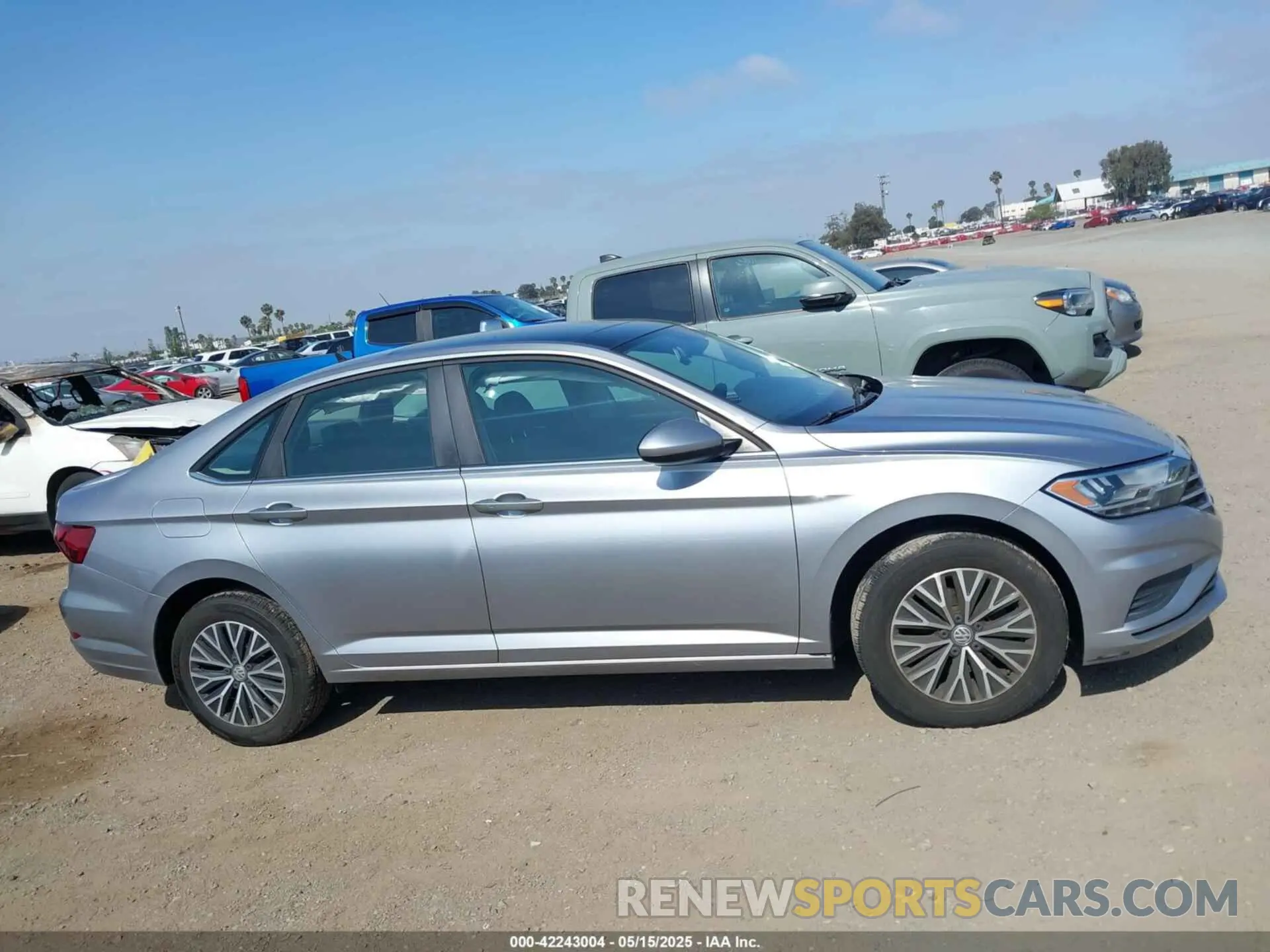 13 fotografías del automóvil dañado 3VWCB7BU6LM035298 VOLKSWAGEN JETTA 2020