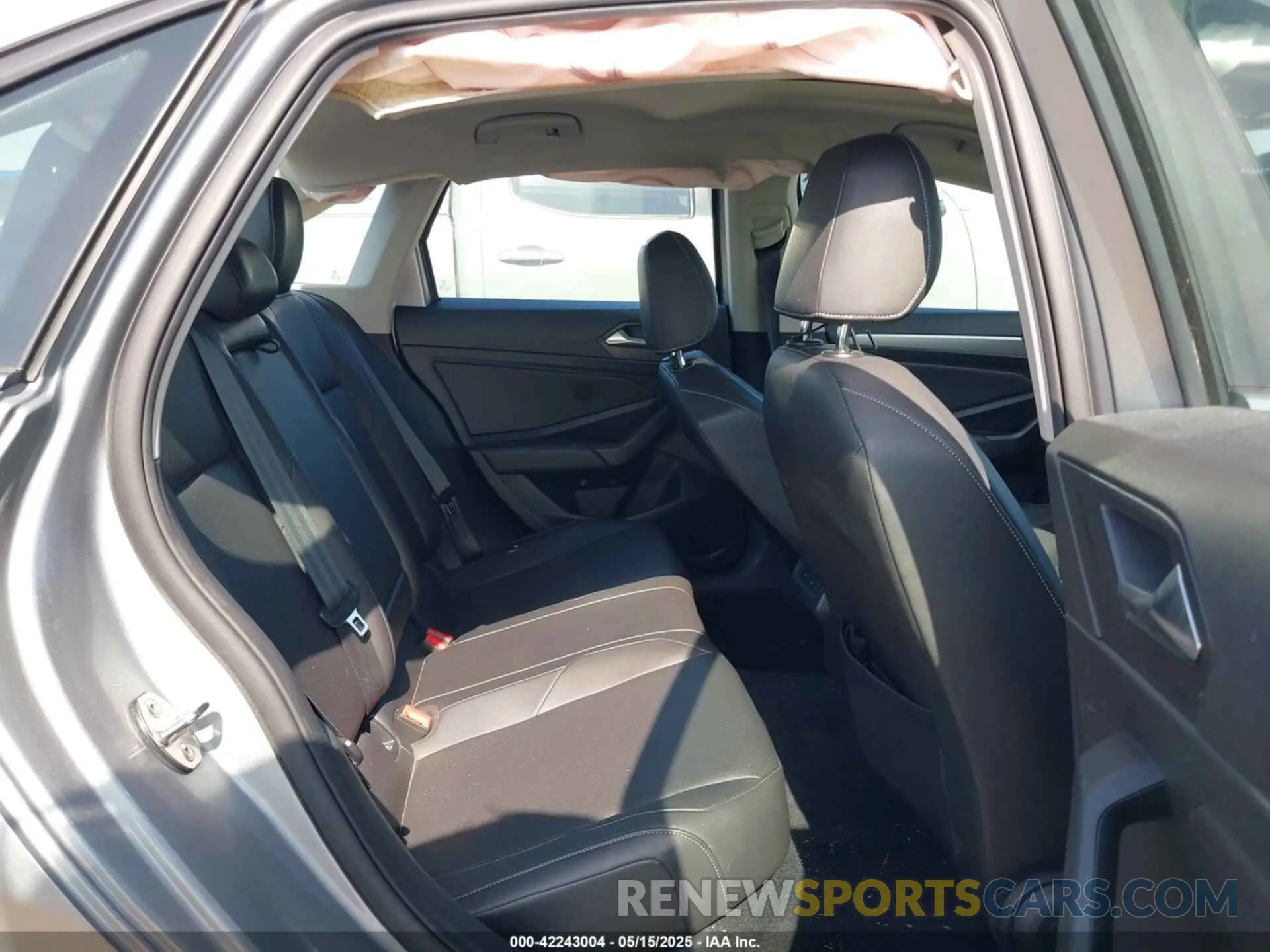 8 fotografías del automóvil dañado 3VWCB7BU6LM035298 VOLKSWAGEN JETTA 2020