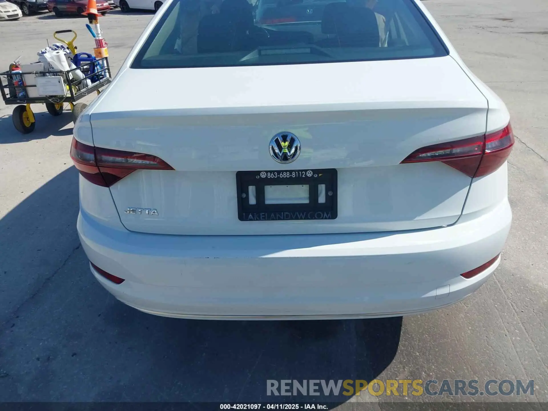 16 fotografías del automóvil dañado 3VWCB7BU7LM066351 VOLKSWAGEN JETTA 2020