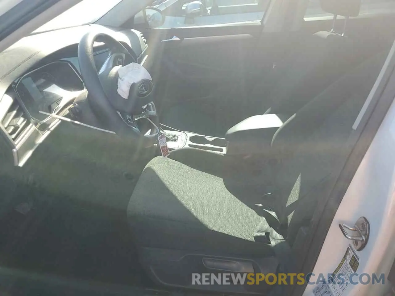 7 fotografías del automóvil dañado 3VWCB7BU7LM073011 VOLKSWAGEN JETTA 2020
