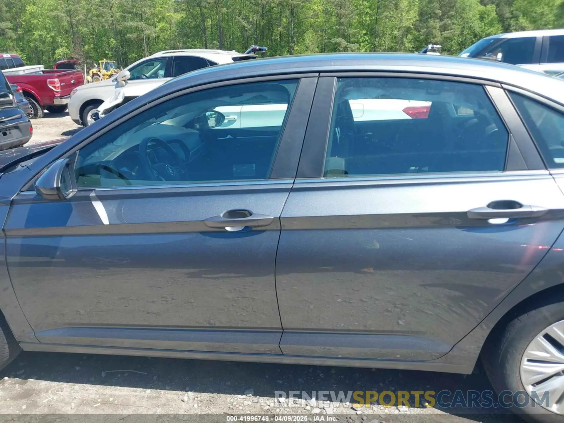 14 fotografías del automóvil dañado 3VWCB7BU8LM011892 VOLKSWAGEN JETTA 2020