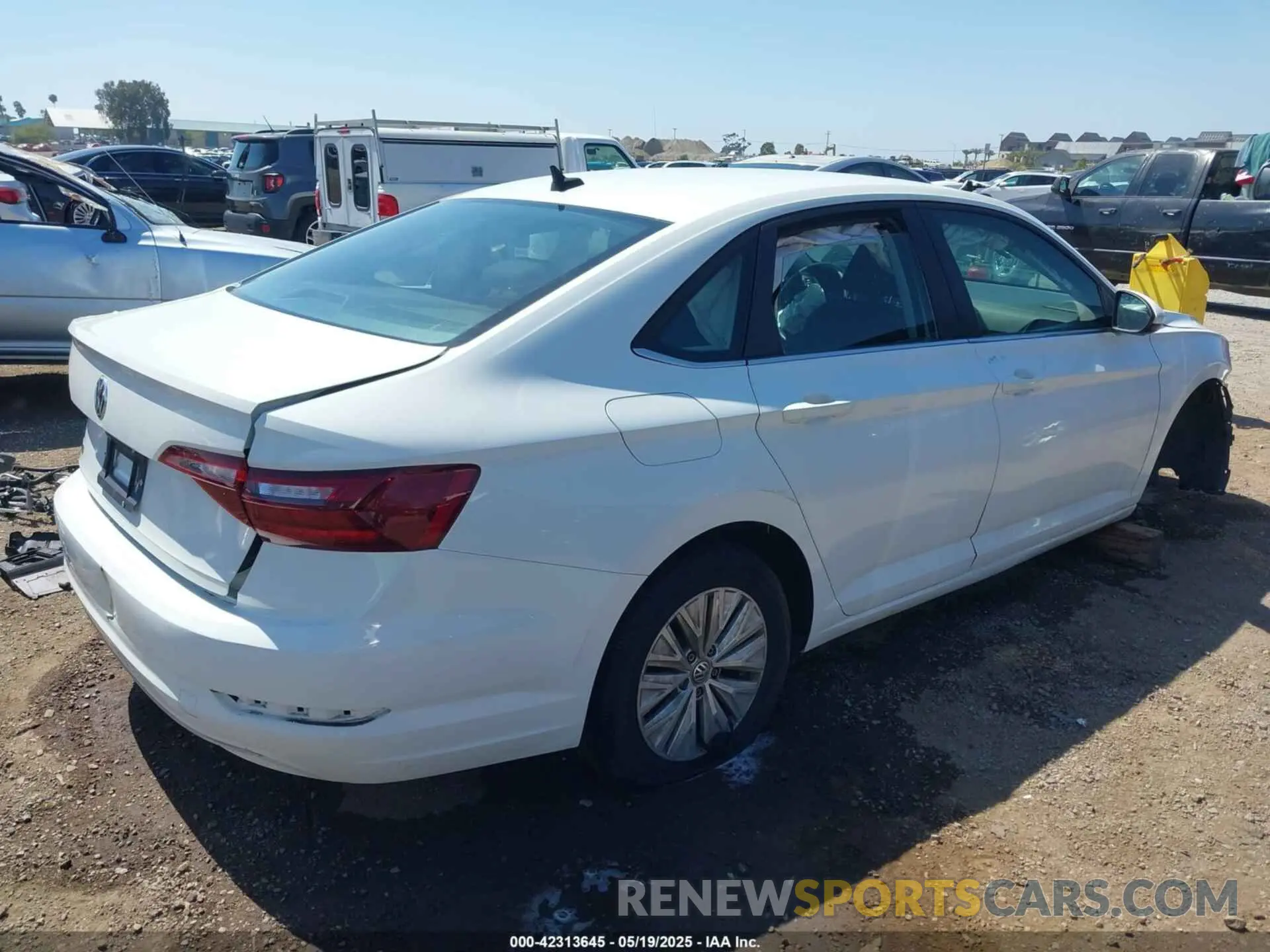 4 fotografías del automóvil dañado 3VWCB7BU8LM056279 VOLKSWAGEN JETTA 2020