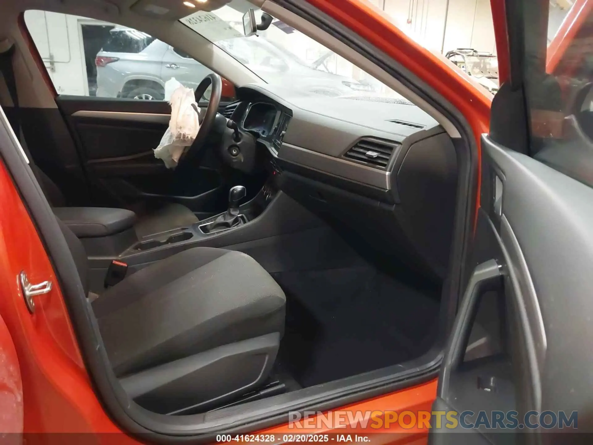 5 fotografías del automóvil dañado 3VWCB7BU9LM001694 VOLKSWAGEN JETTA 2020