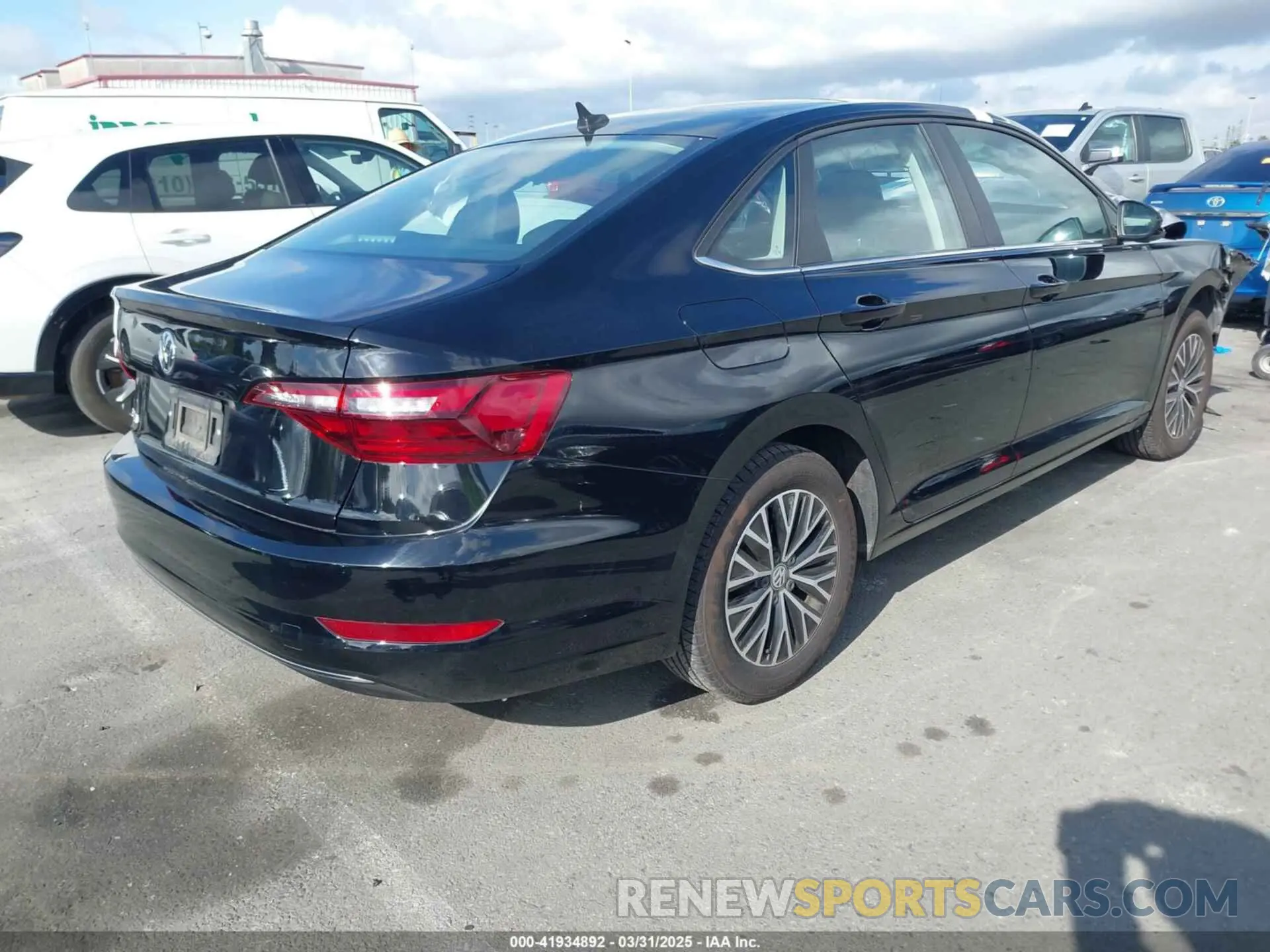4 fotografías del automóvil dañado 3VWCB7BUXLM030573 VOLKSWAGEN JETTA 2020