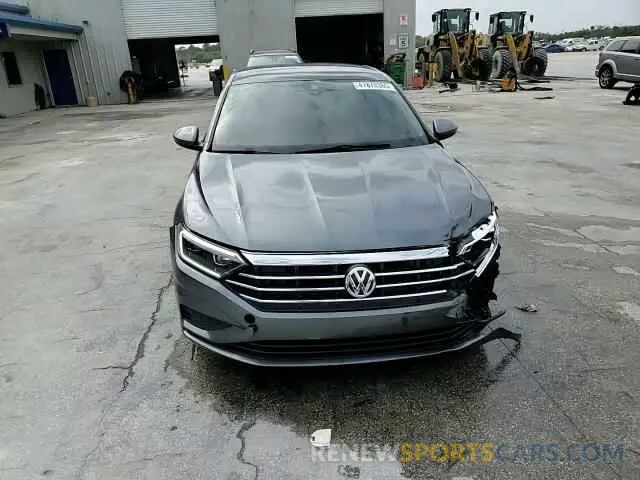 13 fotografías del automóvil dañado 3VWE57BU0LM087896 VOLKSWAGEN JETTA 2020