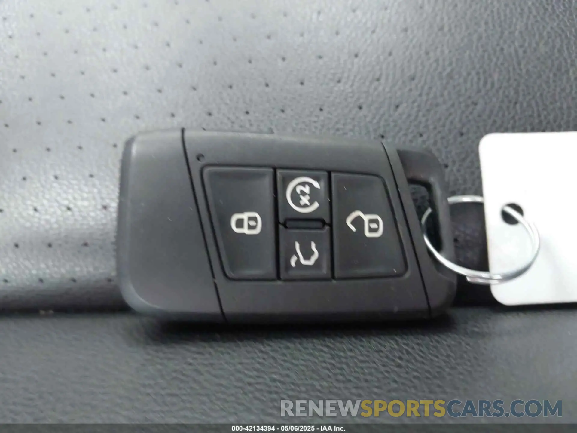 11 fotografías del automóvil dañado 3VWE57BU2LM081811 VOLKSWAGEN JETTA 2020