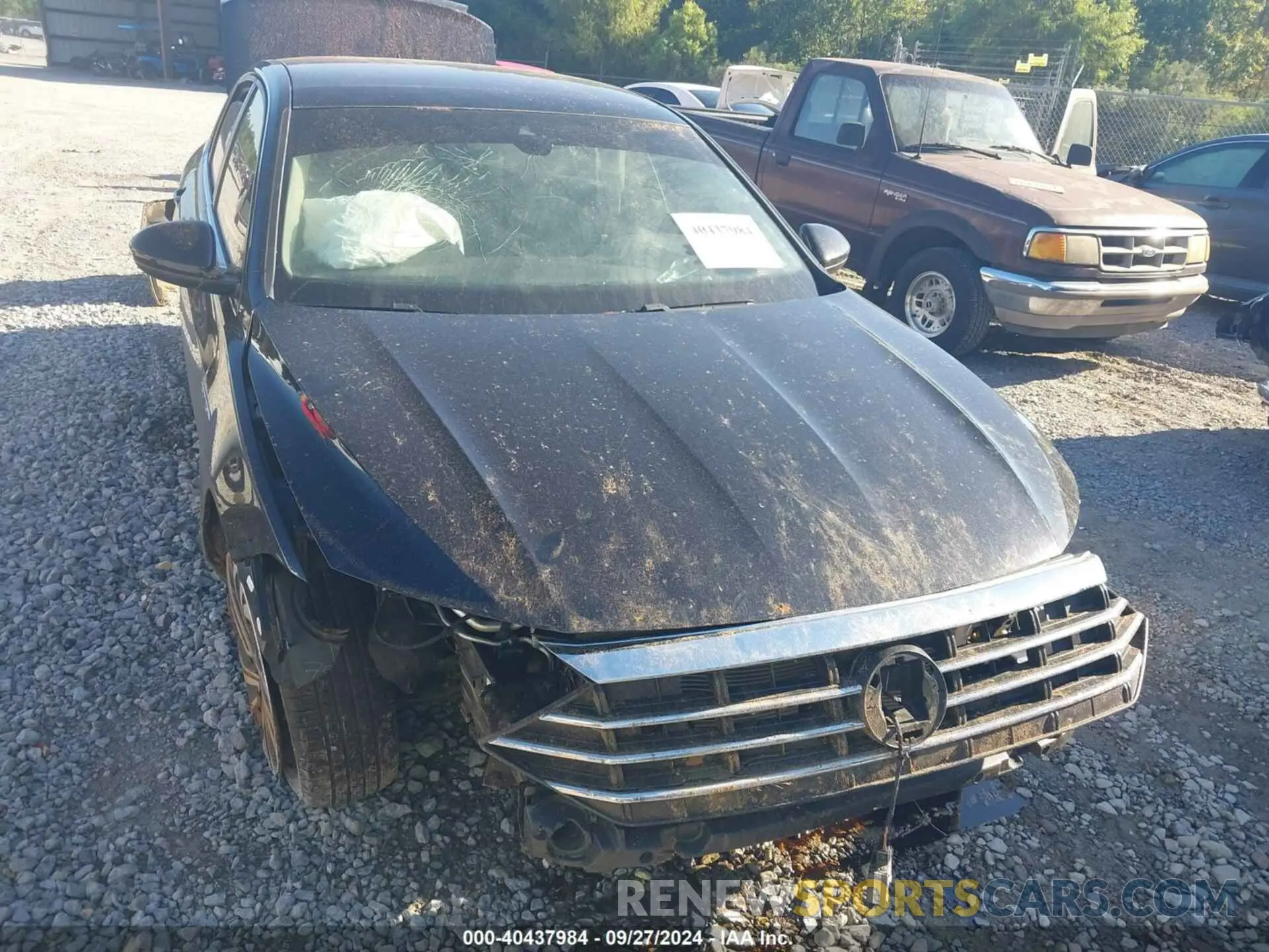 13 fotografías del automóvil dañado 3VWE57BU2LM093697 VOLKSWAGEN JETTA 2020