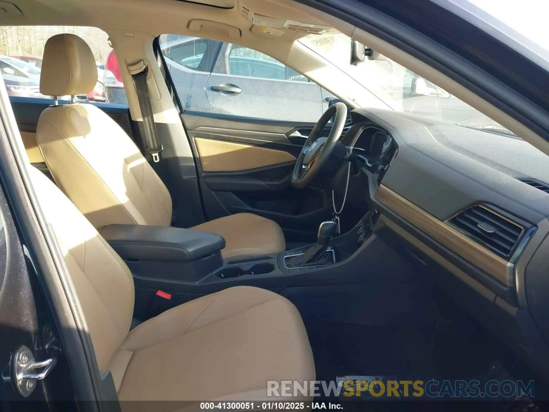 5 fotografías del automóvil dañado 3VWEB7BU2LM056514 VOLKSWAGEN JETTA 2020