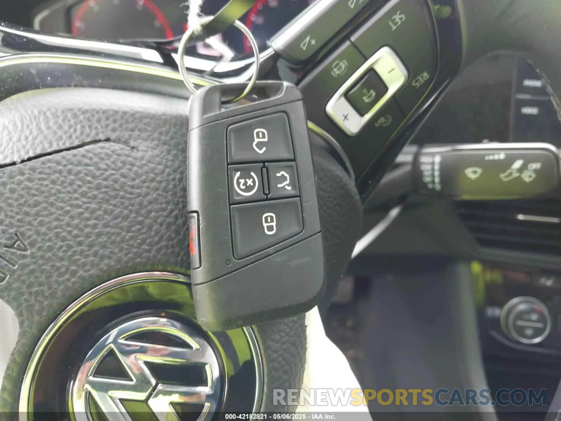 11 fotografías del automóvil dañado 3VWEB7BU4LM008013 VOLKSWAGEN JETTA 2020