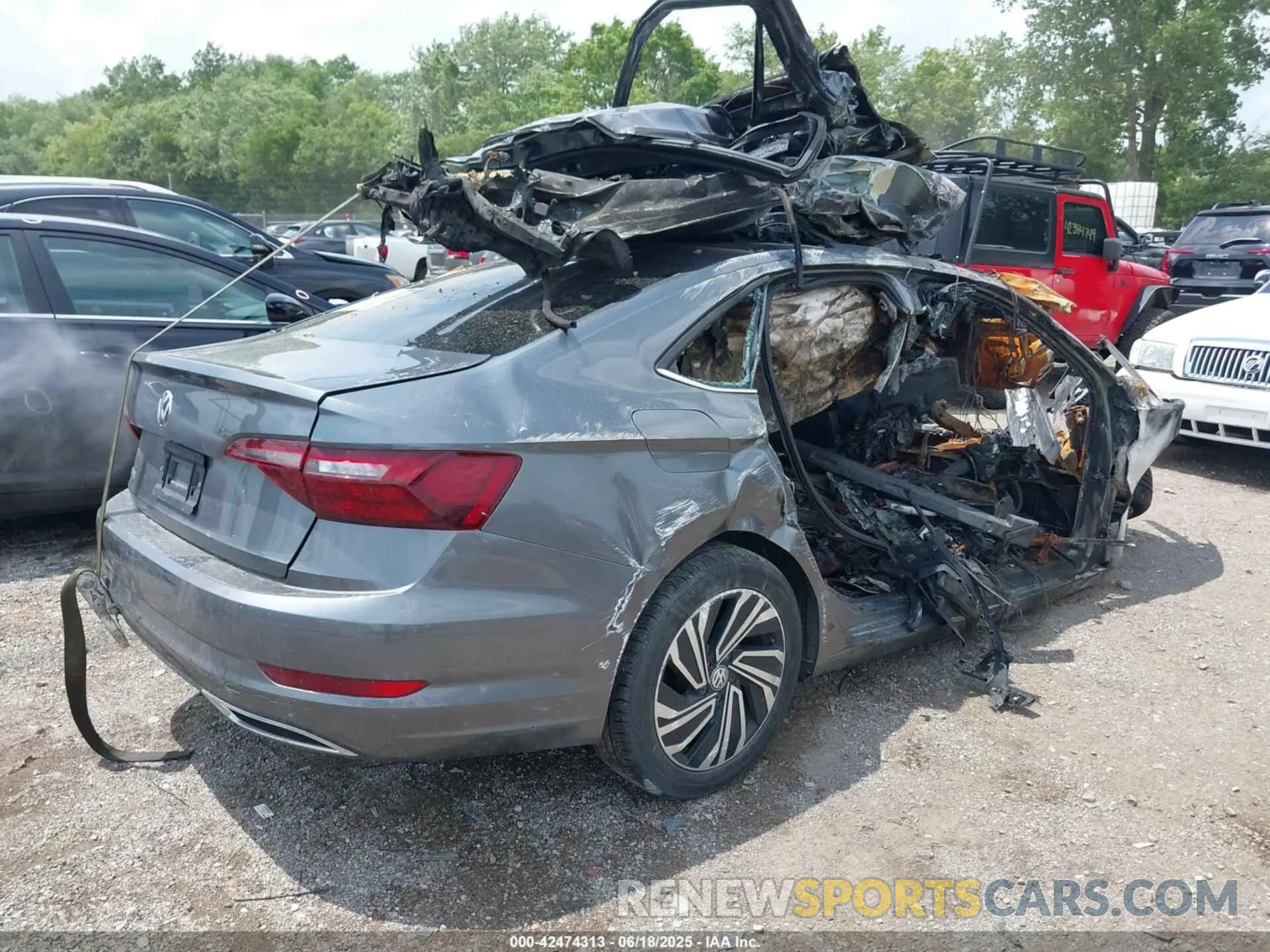 4 fotografías del automóvil dañado 3VWGB7BU6LM062101 VOLKSWAGEN JETTA 2020