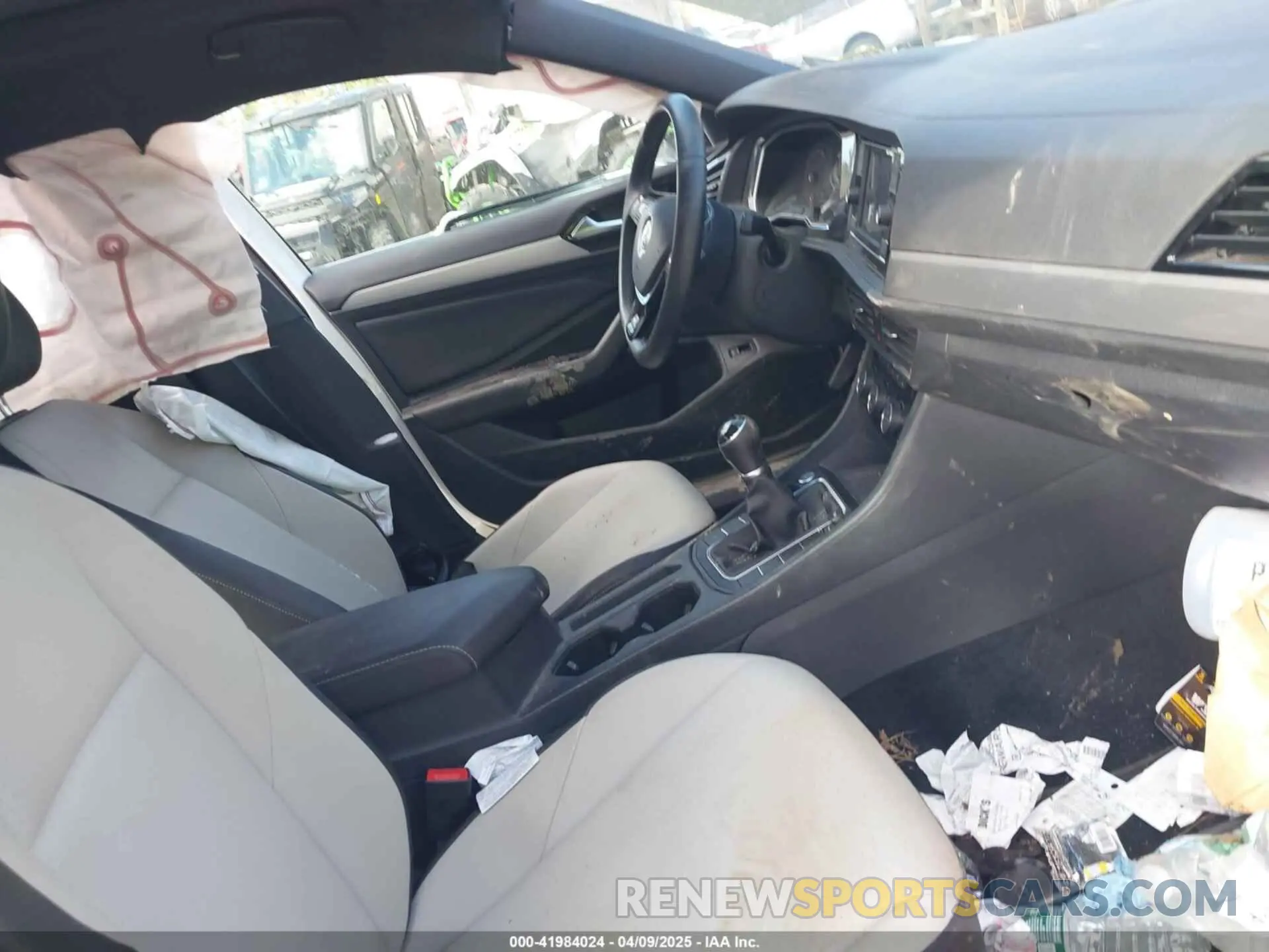 5 fotografías del automóvil dañado 3VWN57BU4LM035137 VOLKSWAGEN JETTA 2020