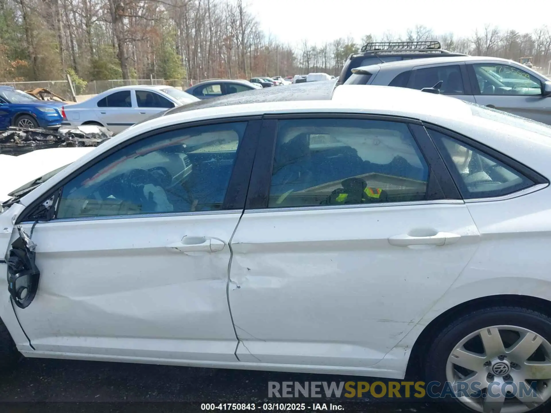 14 fotografías del automóvil dañado 3VWC57BU0MM047861 VOLKSWAGEN JETTA 2021