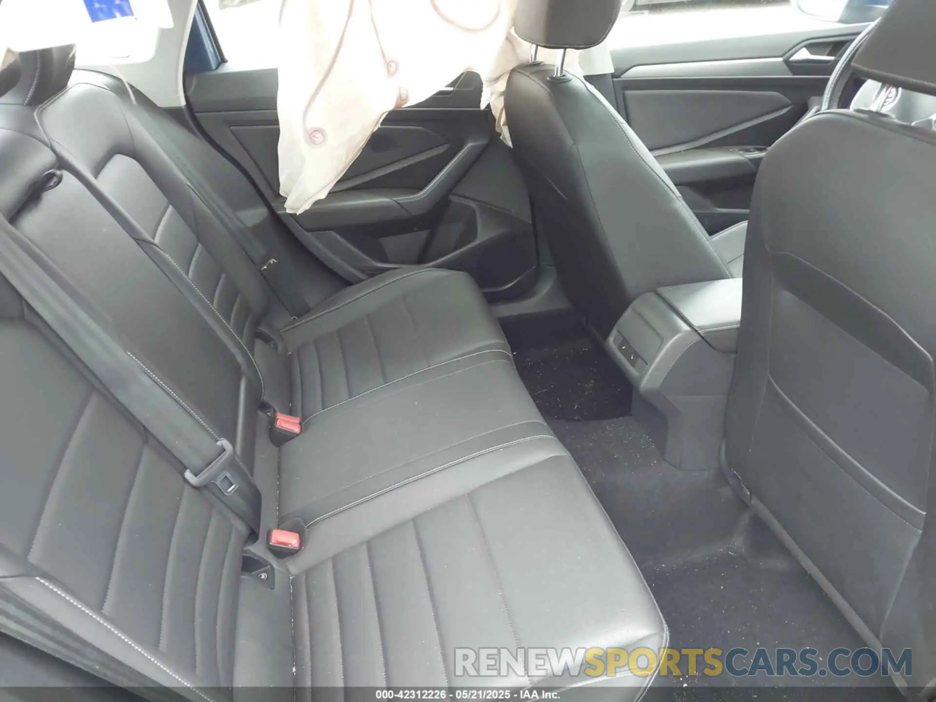 8 fotografías del automóvil dañado 3VWC57BU1MM070677 VOLKSWAGEN JETTA 2021