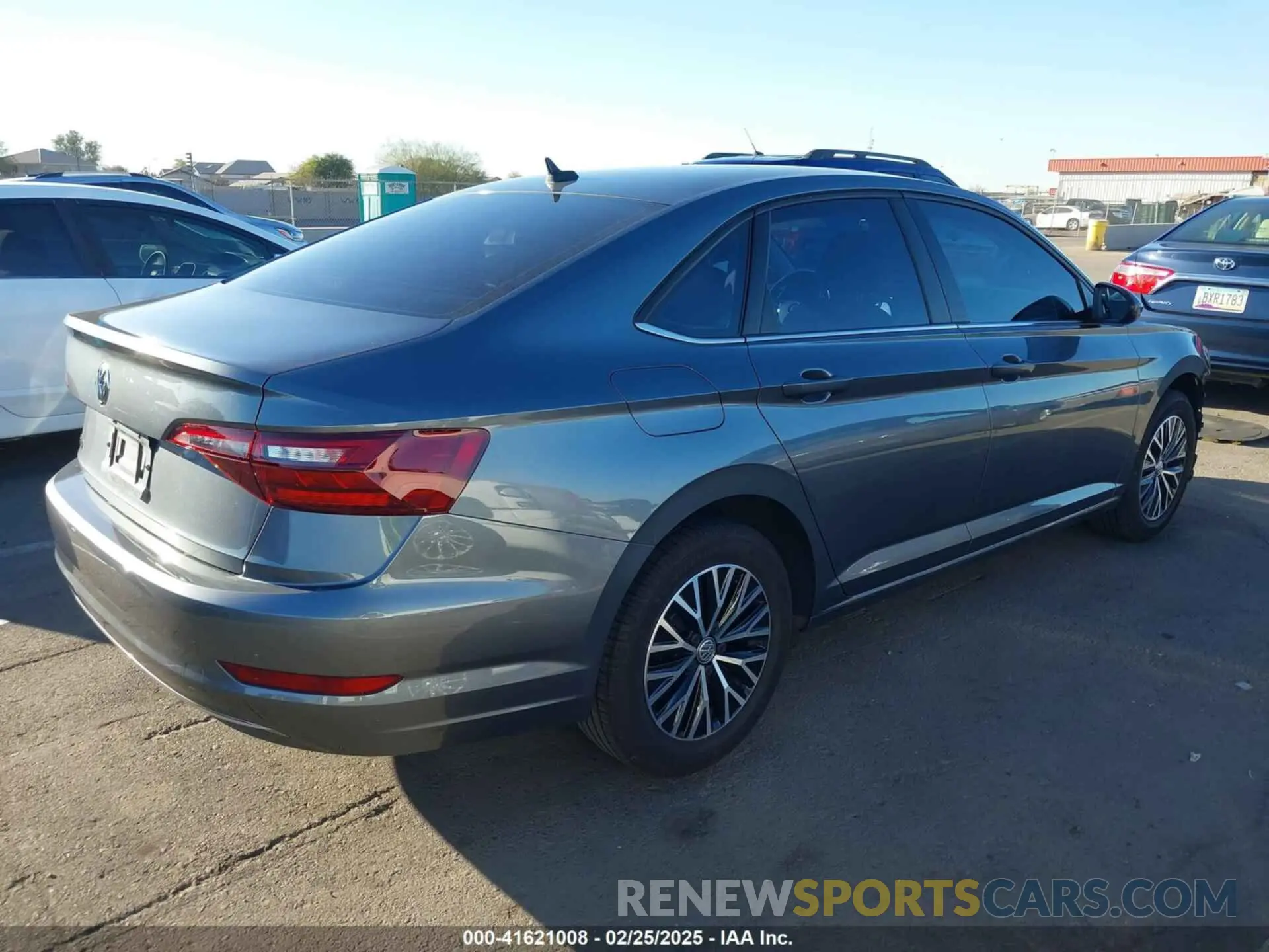 4 fotografías del automóvil dañado 3VWC57BU1MM083168 VOLKSWAGEN JETTA 2021