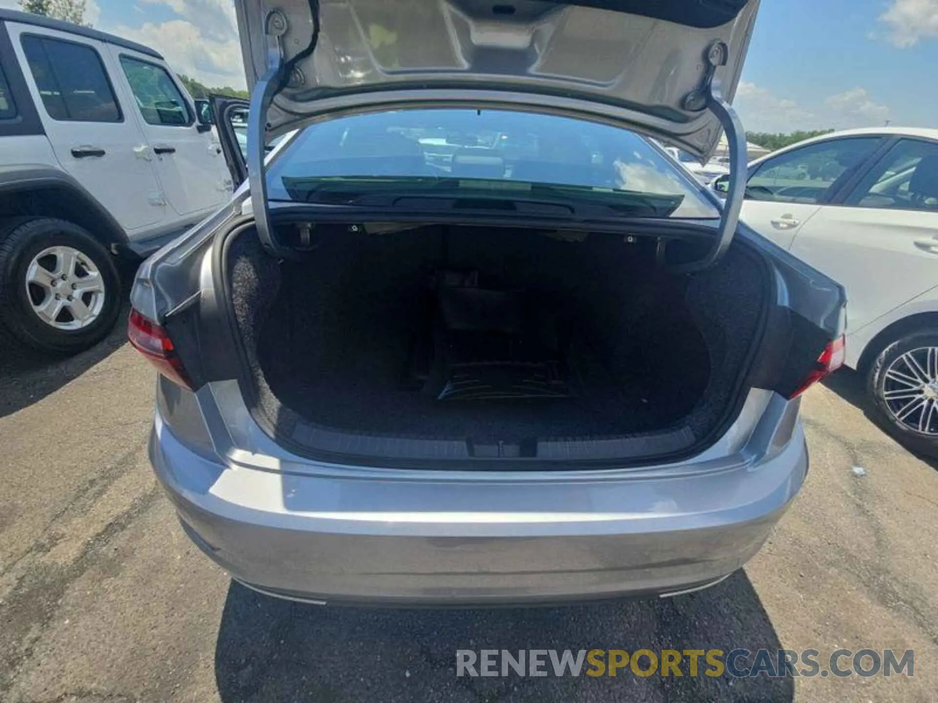 11 fotografías del automóvil dañado 3VWC57BU2MM082658 VOLKSWAGEN JETTA 2021