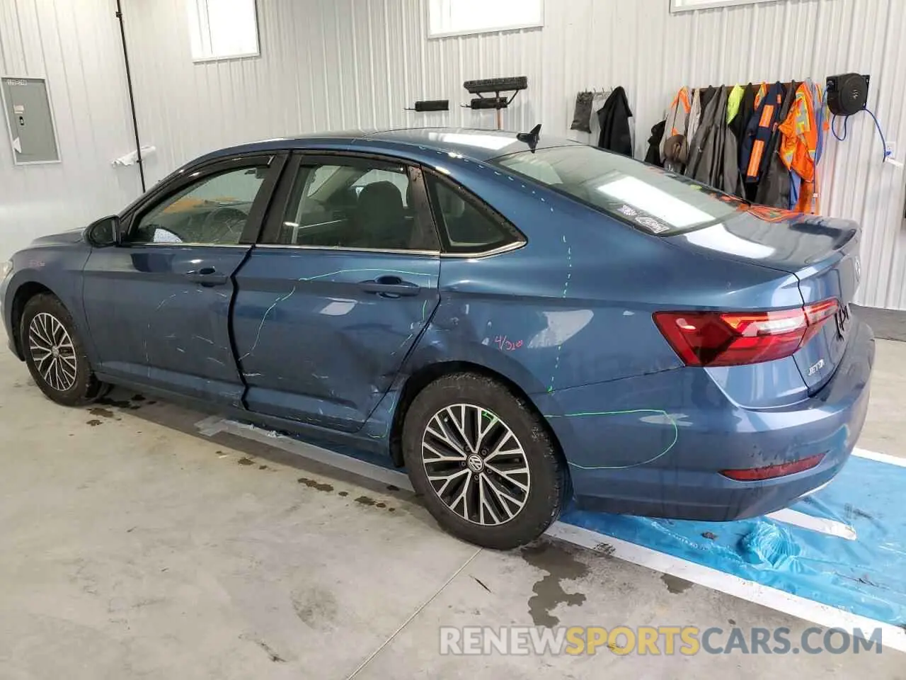 2 fotografías del automóvil dañado 3VWC57BU3MM053945 VOLKSWAGEN JETTA 2021