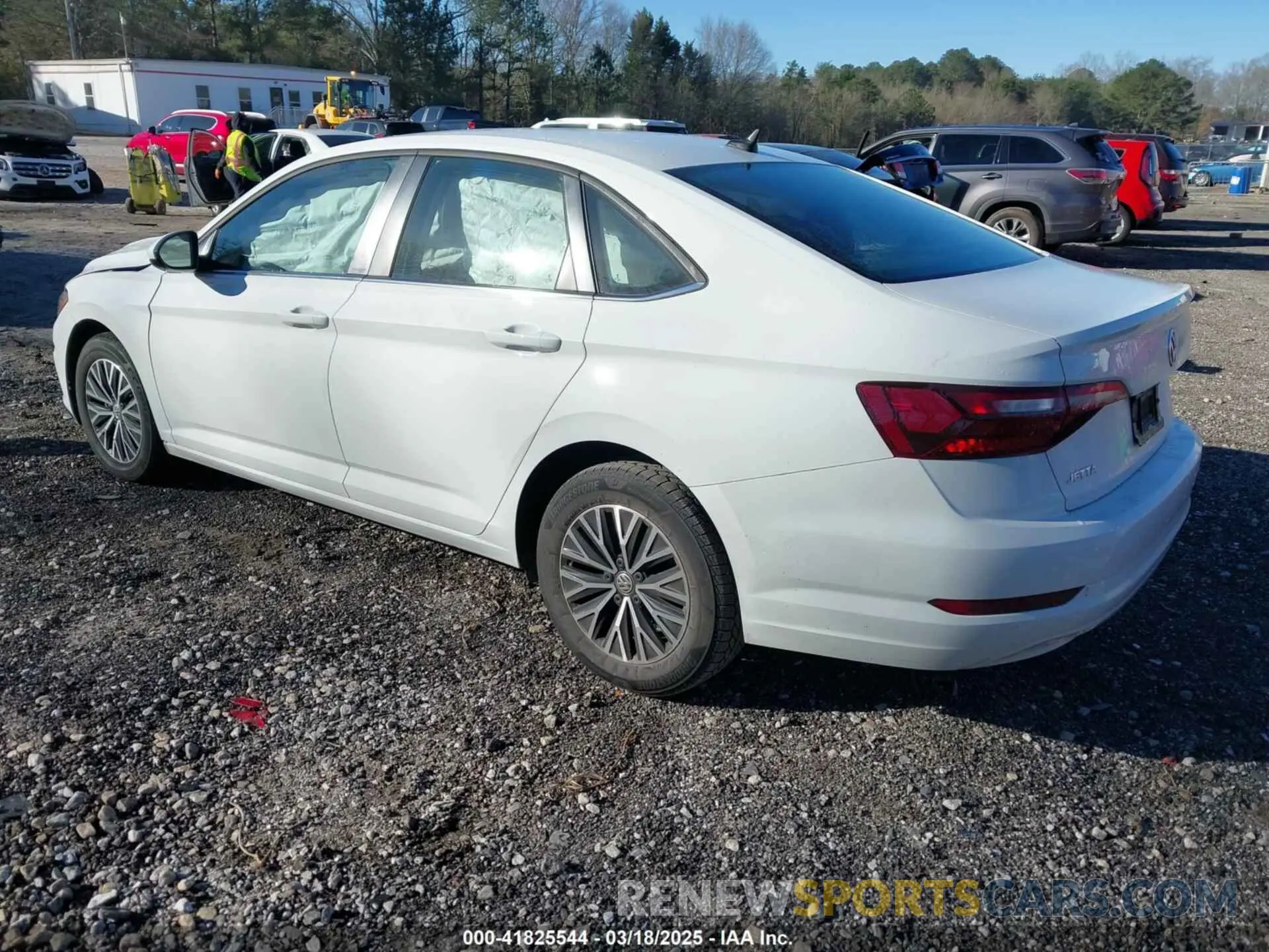 3 fotografías del automóvil dañado 3VWC57BU3MM104022 VOLKSWAGEN JETTA 2021