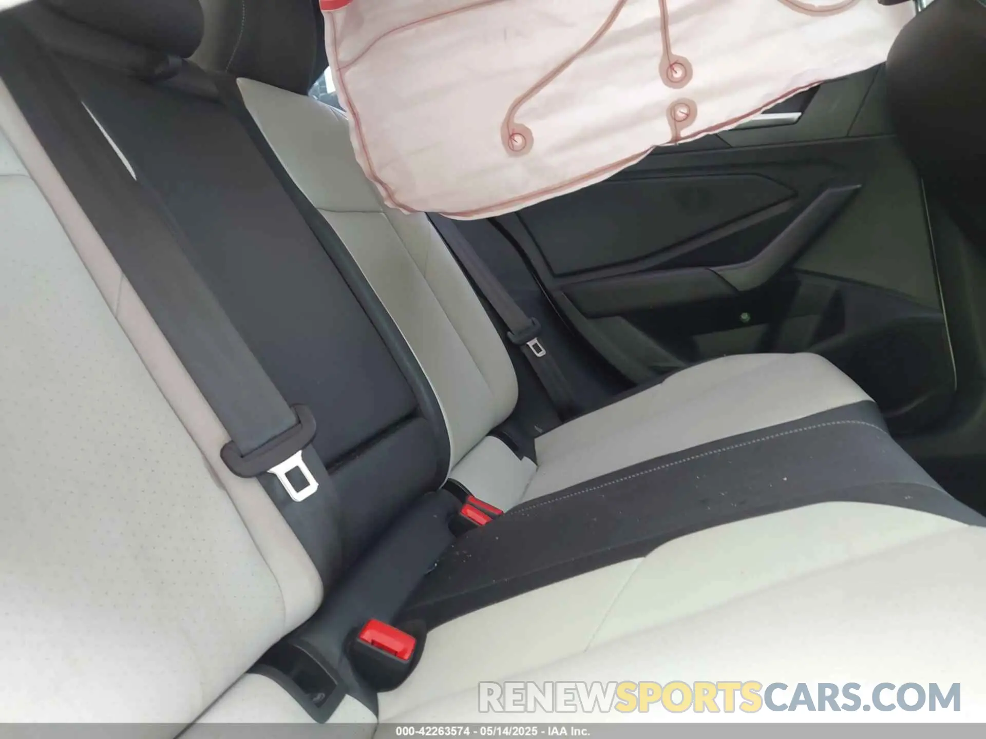 8 fotografías del automóvil dañado 3VWC57BU6MM020180 VOLKSWAGEN JETTA 2021