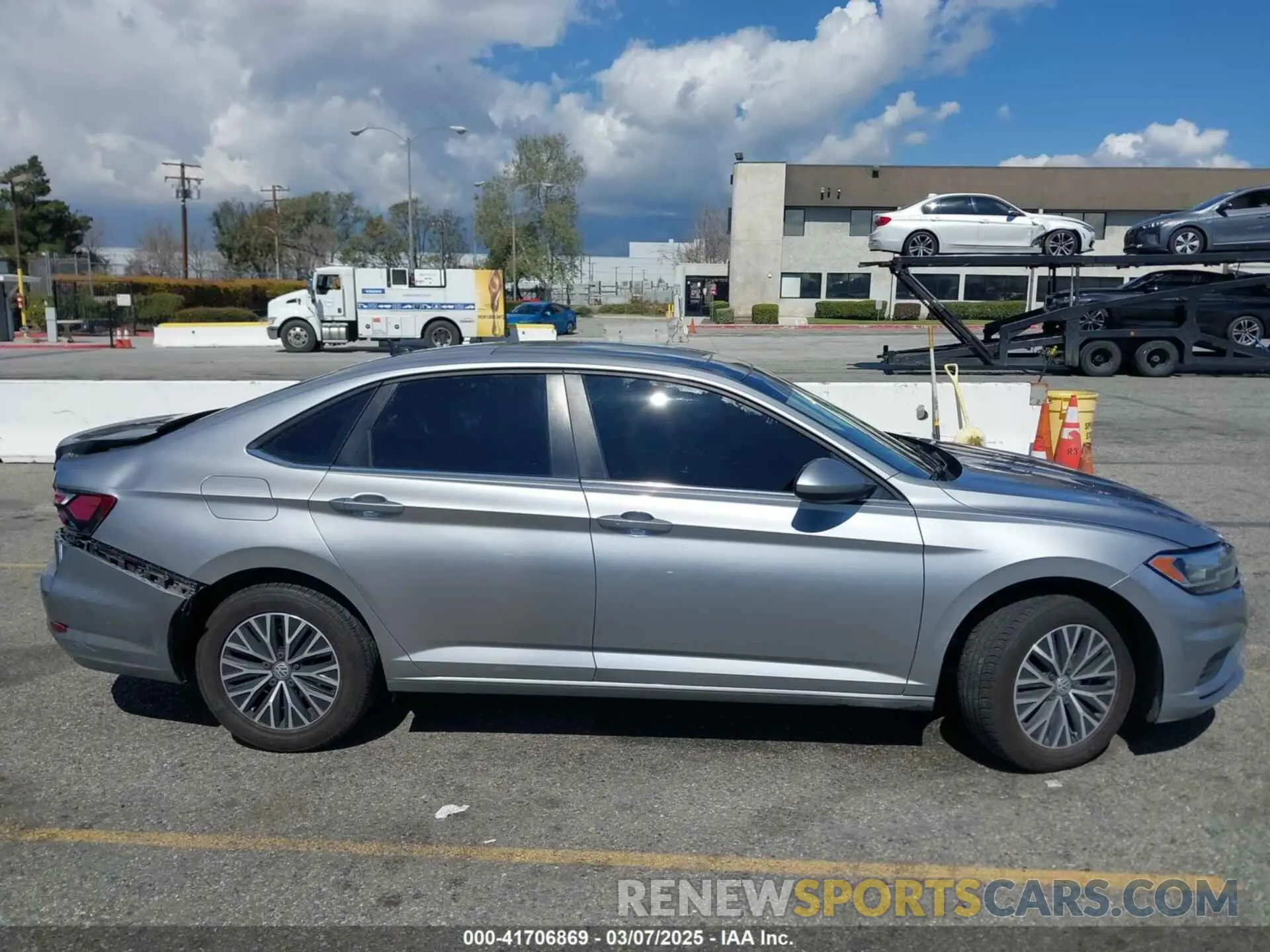 13 fotografías del automóvil dañado 3VWC57BU6MM034709 VOLKSWAGEN JETTA 2021