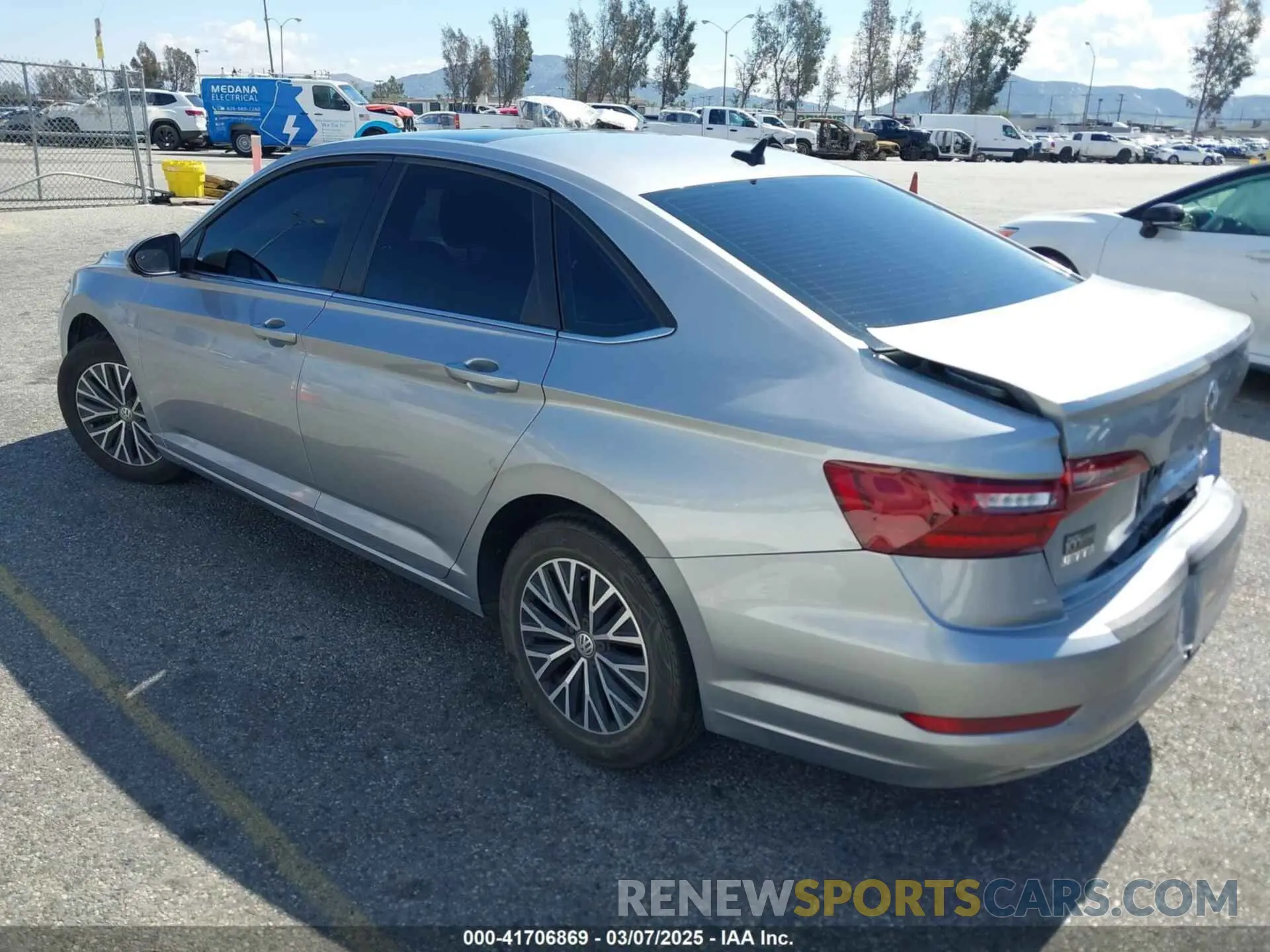 3 fotografías del automóvil dañado 3VWC57BU6MM034709 VOLKSWAGEN JETTA 2021