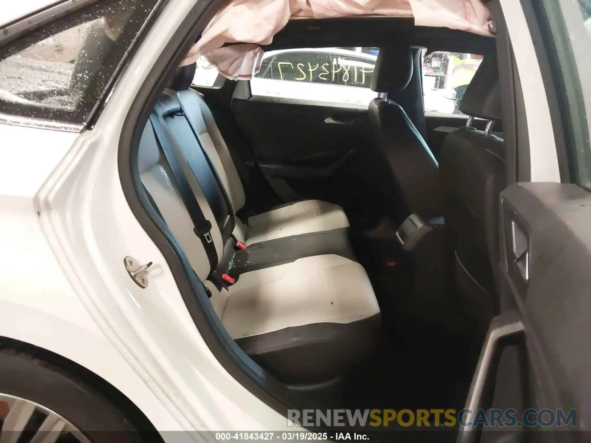 8 fotografías del automóvil dañado 3VWC57BU7MM032421 VOLKSWAGEN JETTA 2021