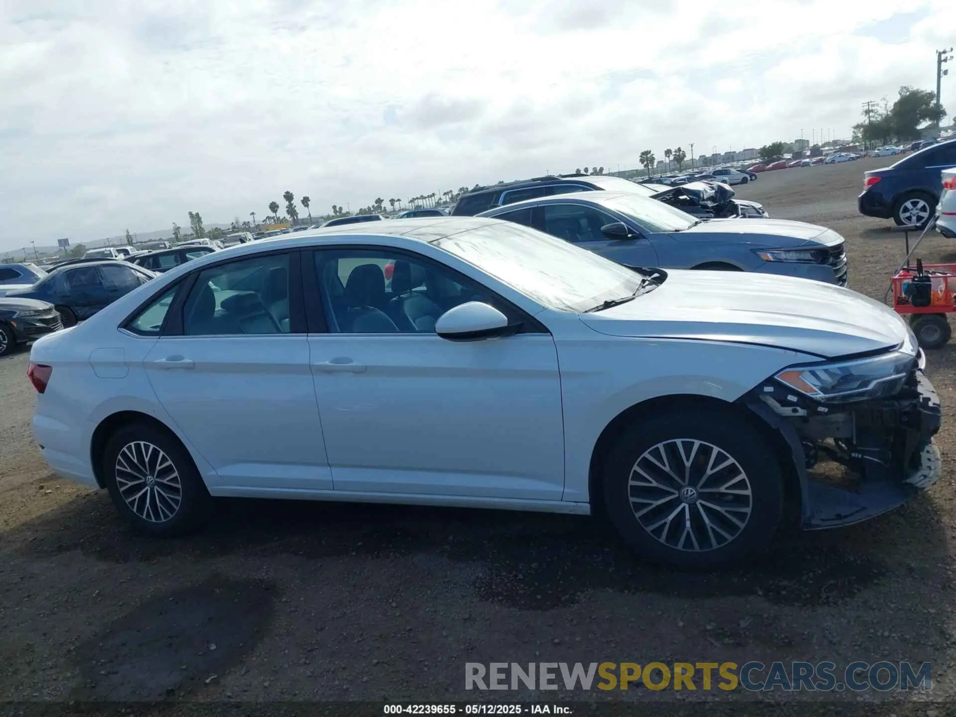 14 fotografías del automóvil dañado 3VWC57BU9MM034560 VOLKSWAGEN JETTA 2021